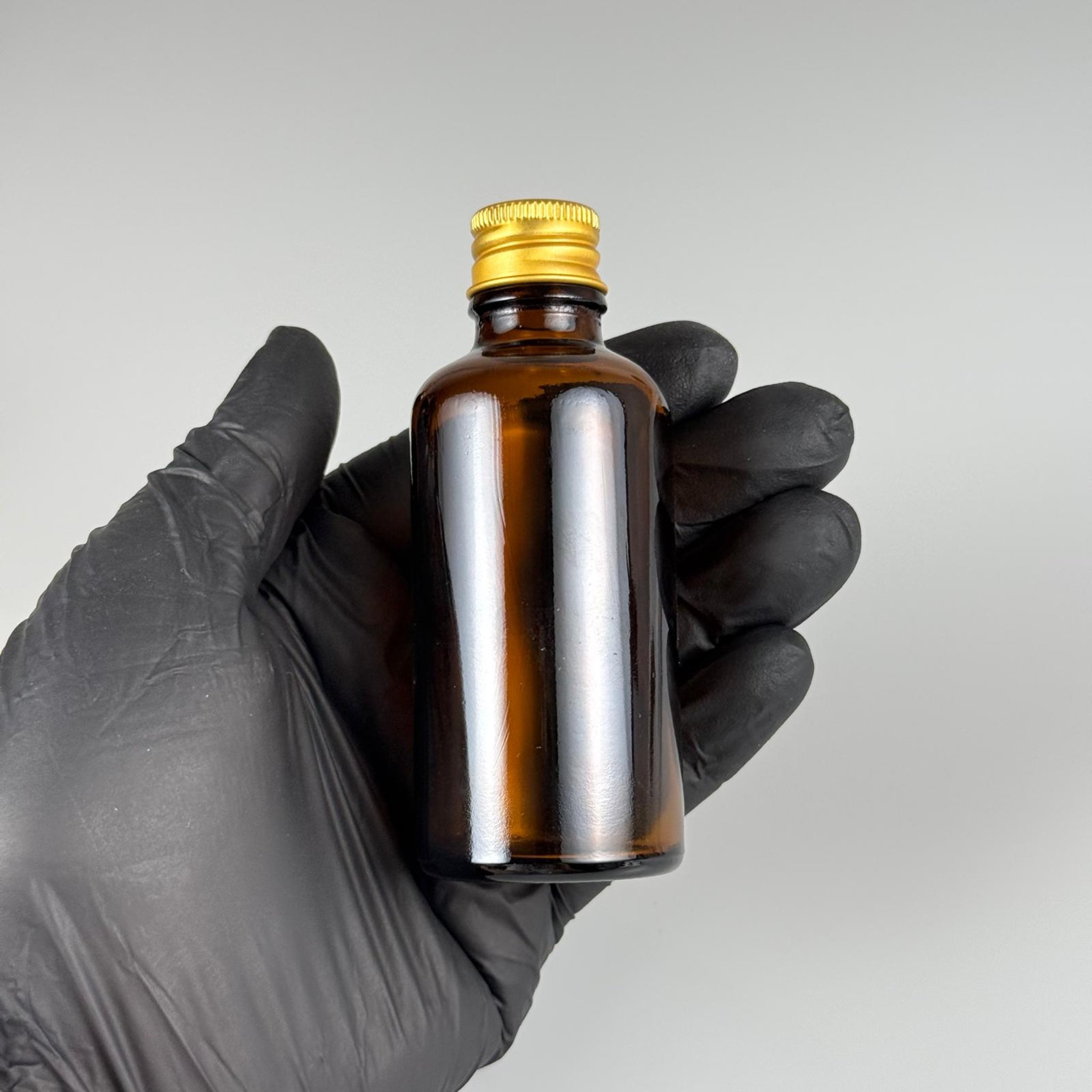 50 CC AMBER CAM ŞİŞE + KÖPÜK CONTALI GOLD ALÜMİNYUM METAL KAPAKLI TAKIM - 50 ML KAHVERENGİ CAM ŞİŞE