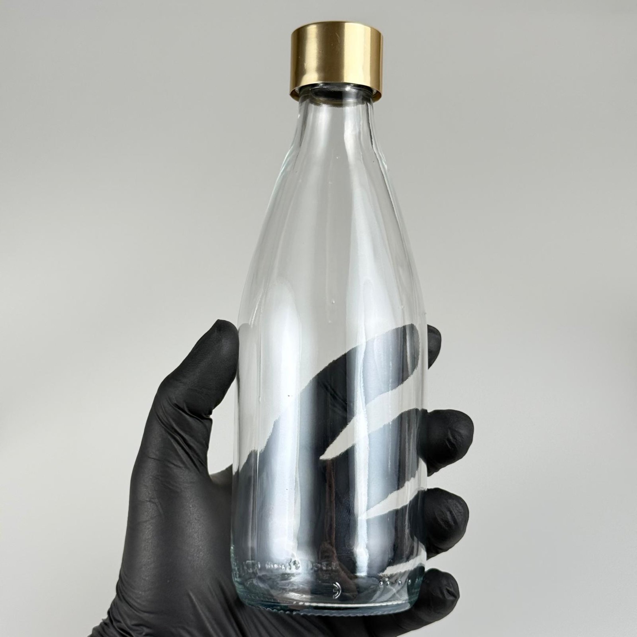 330 CC CAM ŞİŞE + ALÜMİNYUM KAPLAMALI GOLD KAPAKLI + DAMLALIKLI KOLONYA TIPALI TAKIM - 330 ML ŞİŞE