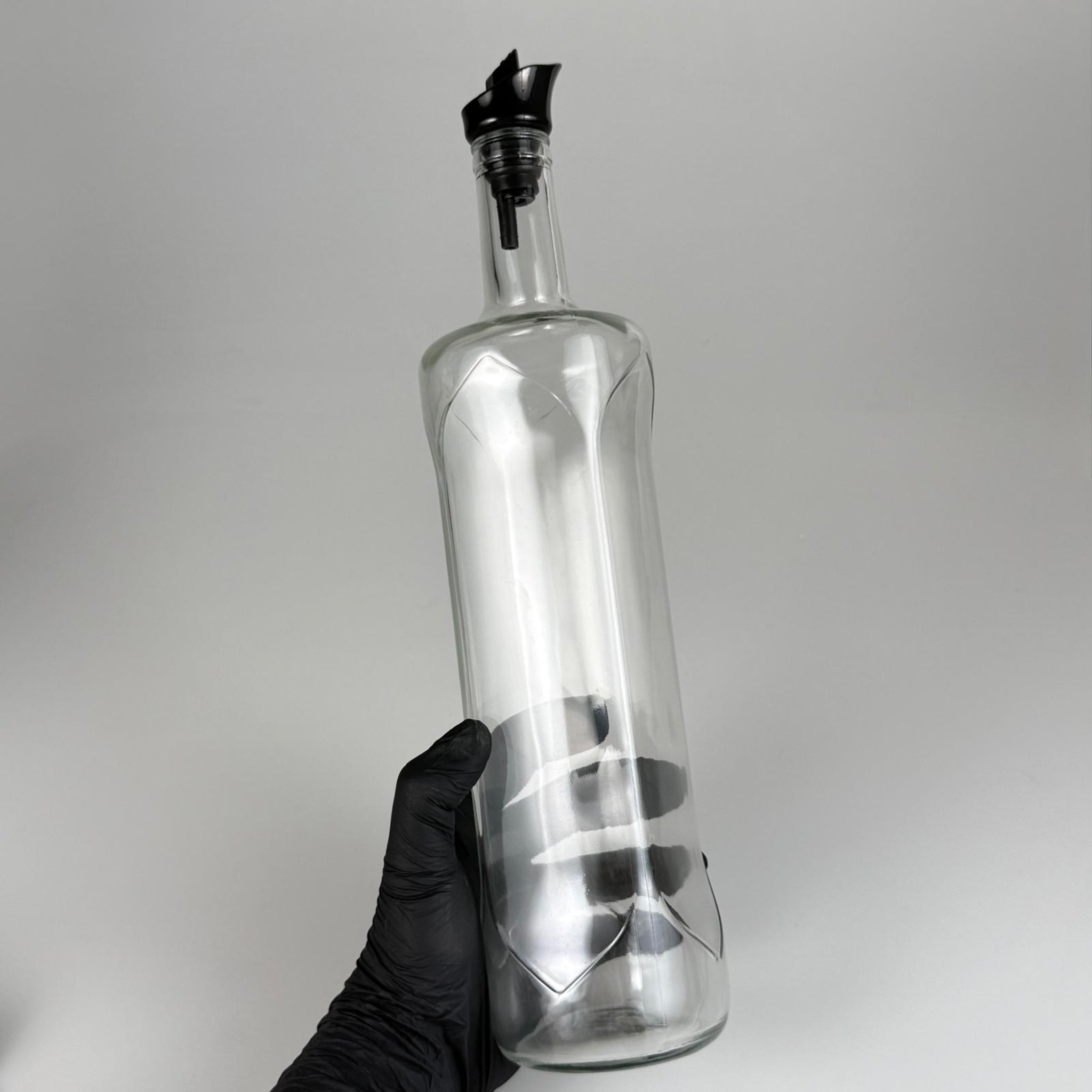 1000 CC DESENLİ DORİKA ŞEFFAF CAM ŞİŞE + HAVUZLU SİYAH AKITICILI TAKIM - 1000 ML MANTAR TIPALI ÇAKMA AĞIZ  CAM ŞİŞE