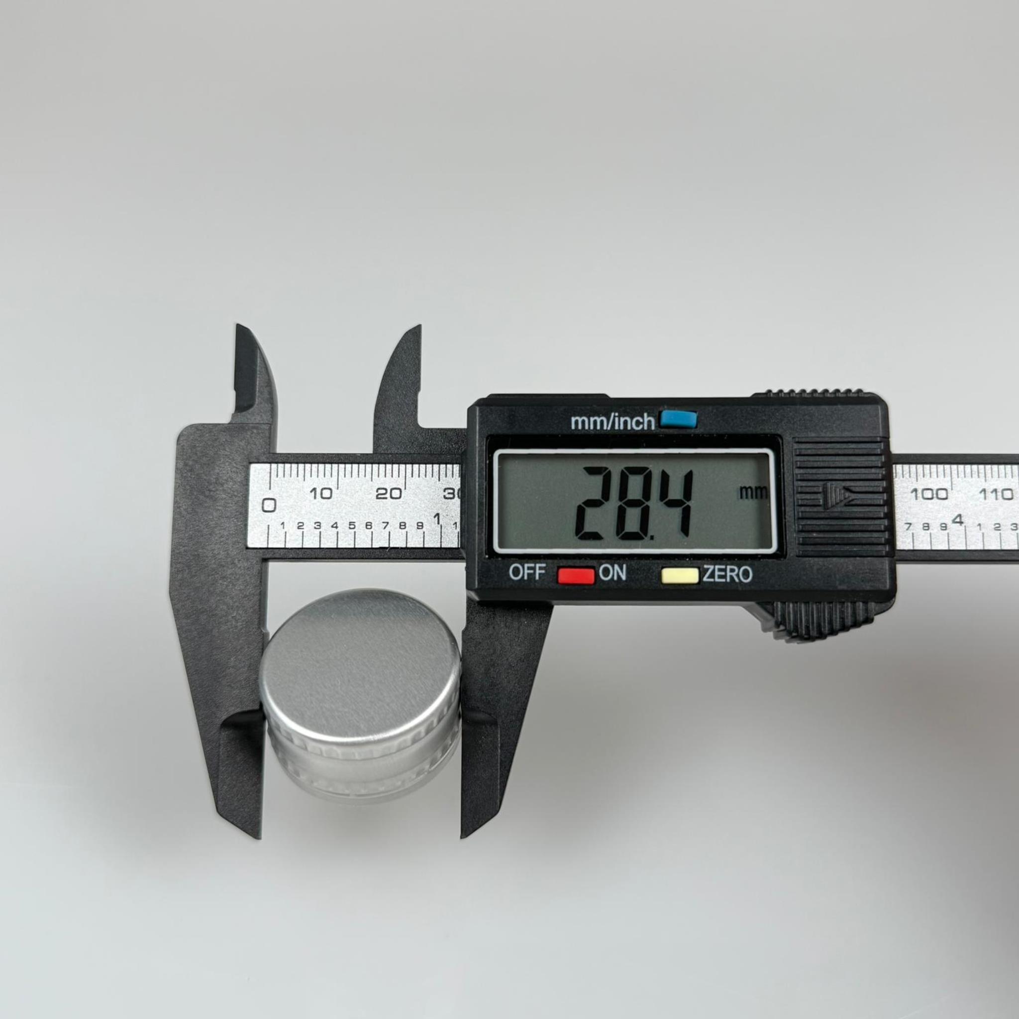 28 x 15 MM ROPP ALÜMİNYUM SIVAMA KAPAK GÜMÜŞ RENK - KİLİTLİ (MAKİNE İLE KAPANIR)