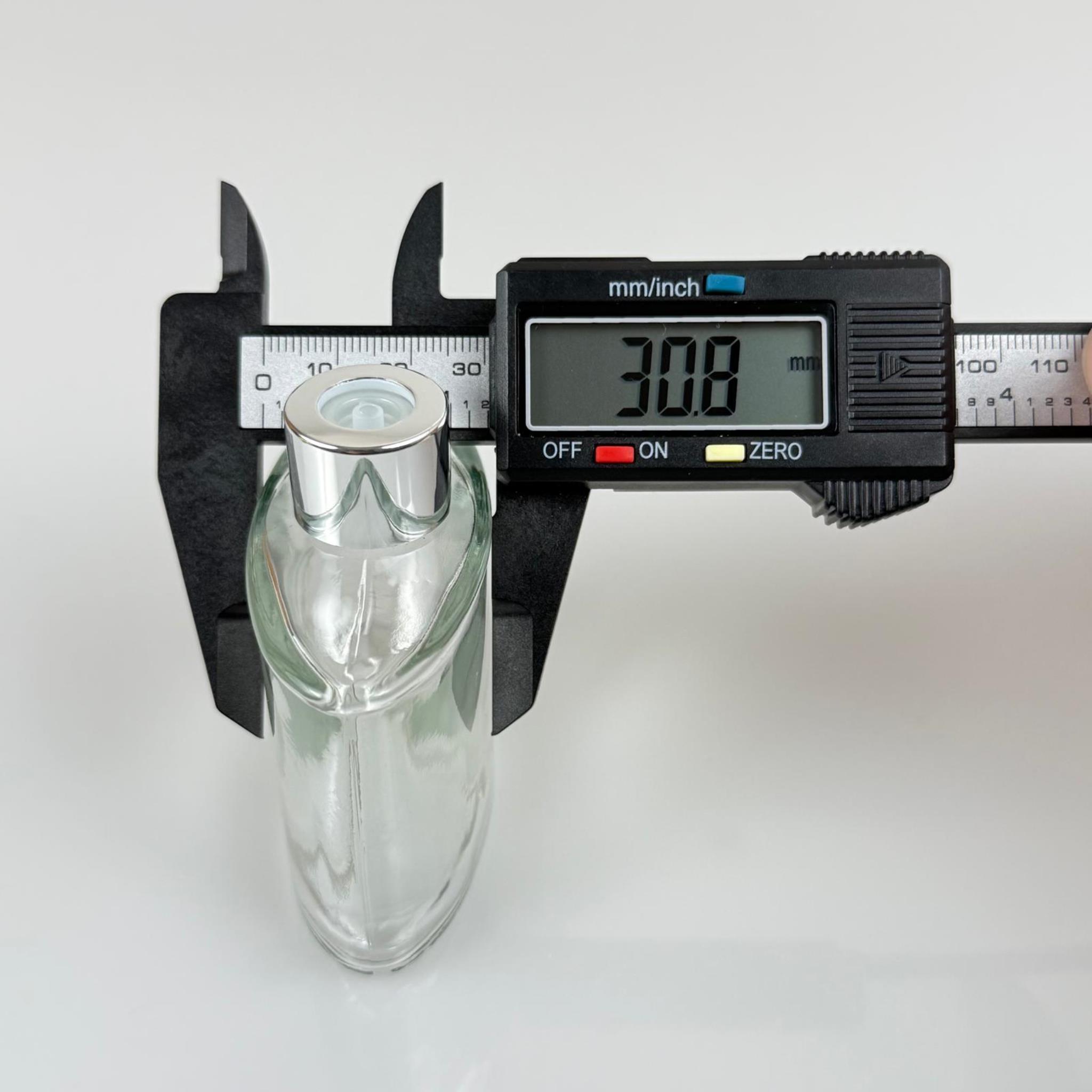 YASSI MODEL CAM KOLONYA ŞİŞESİ + METAL GÜMÜŞ KAPAK + TIPA - 50 ML - HEDİYELİK KOLONYA ŞİŞELERİ