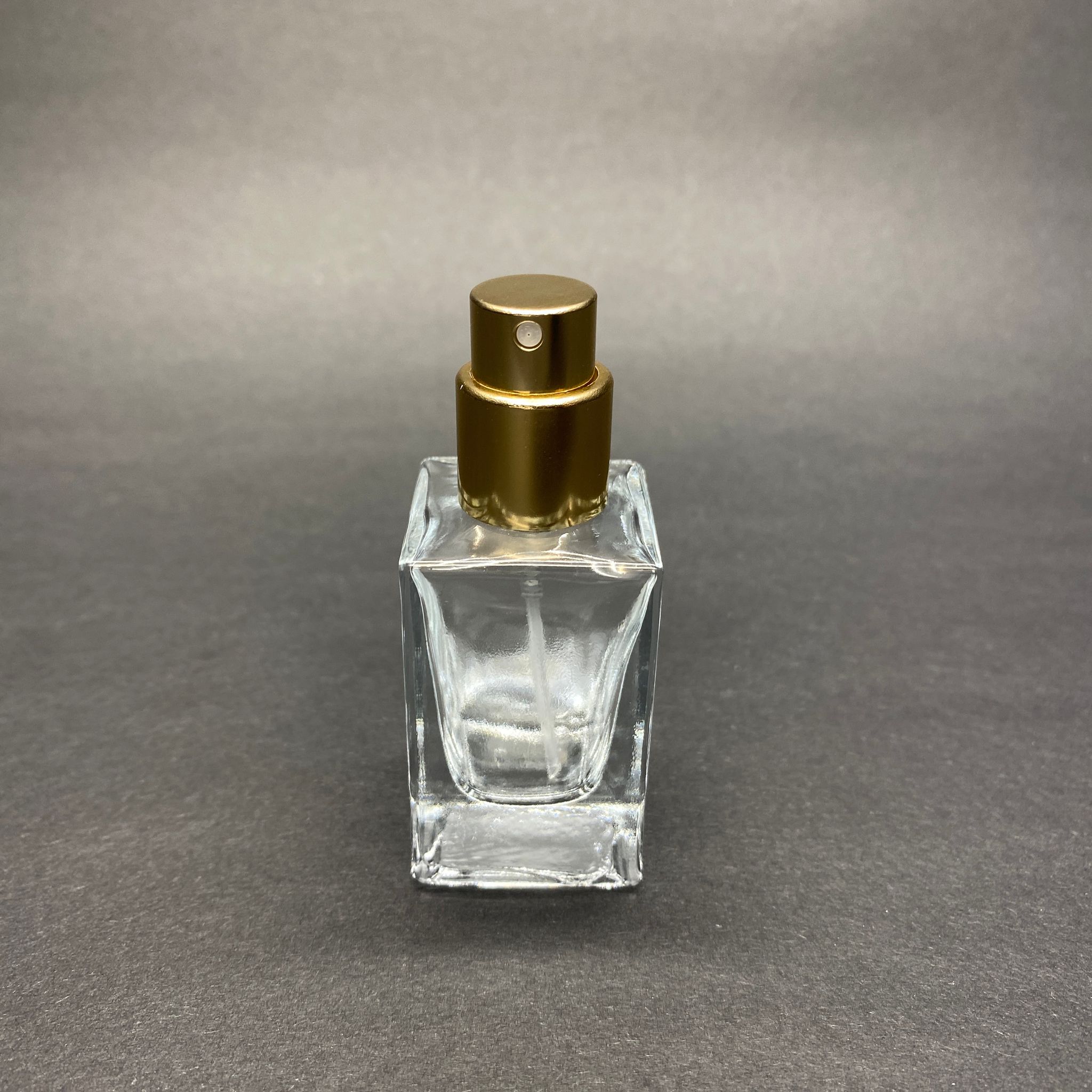 15 ML KARE MODEL BLOOM PARFÜM ŞİŞESİ - GOLD METAL SPREYLİ (AĞIZ 15 MM GEÇME KOLAY KAPAMA)