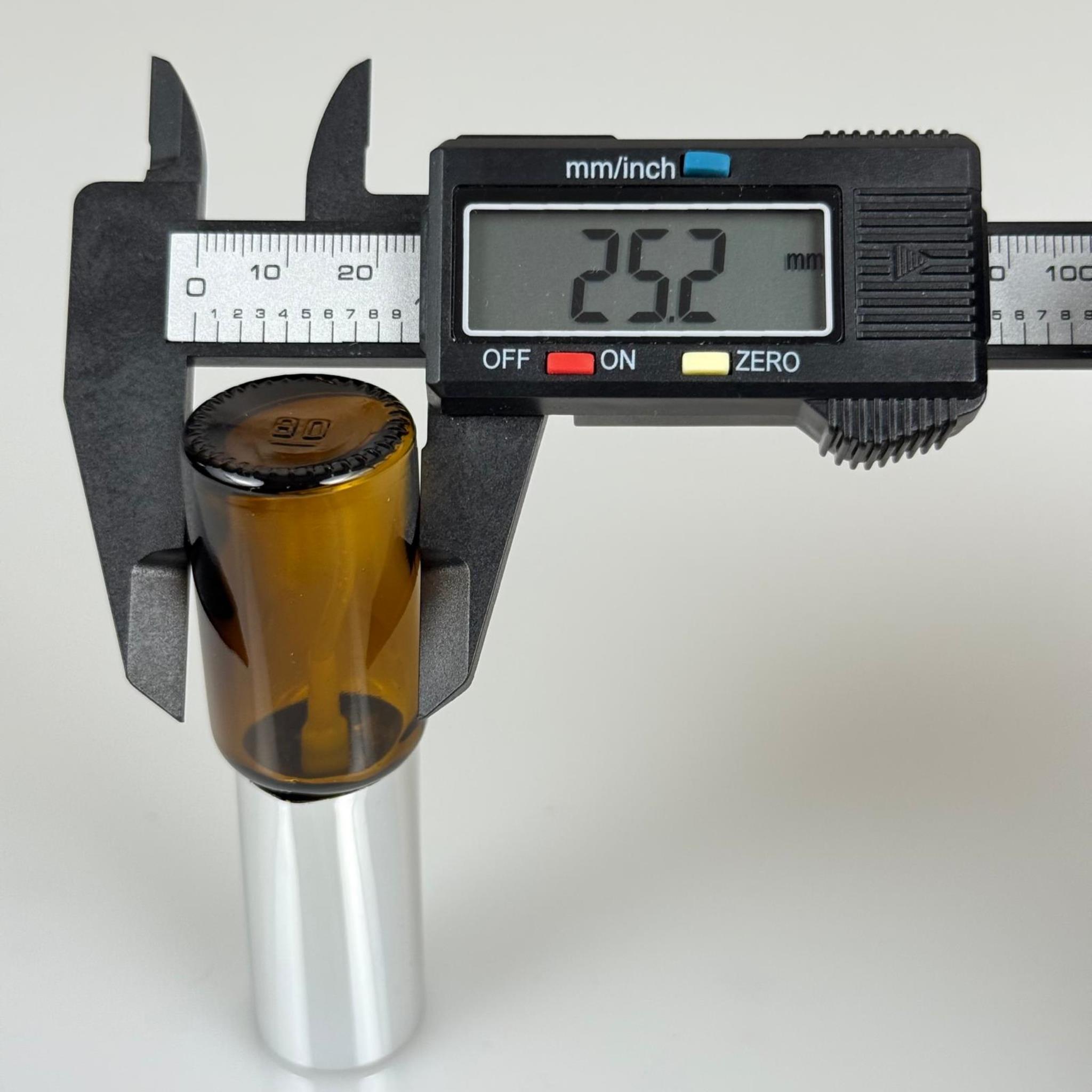 10 ML CAM KOLONYA, PARFÜM VB ŞİŞELERİ - METAL ALÜMİNYUM GÜMÜŞ KAPAK + VİDALI SPREY + 10 CC AMBER CAM ŞİŞE SET TAKIM