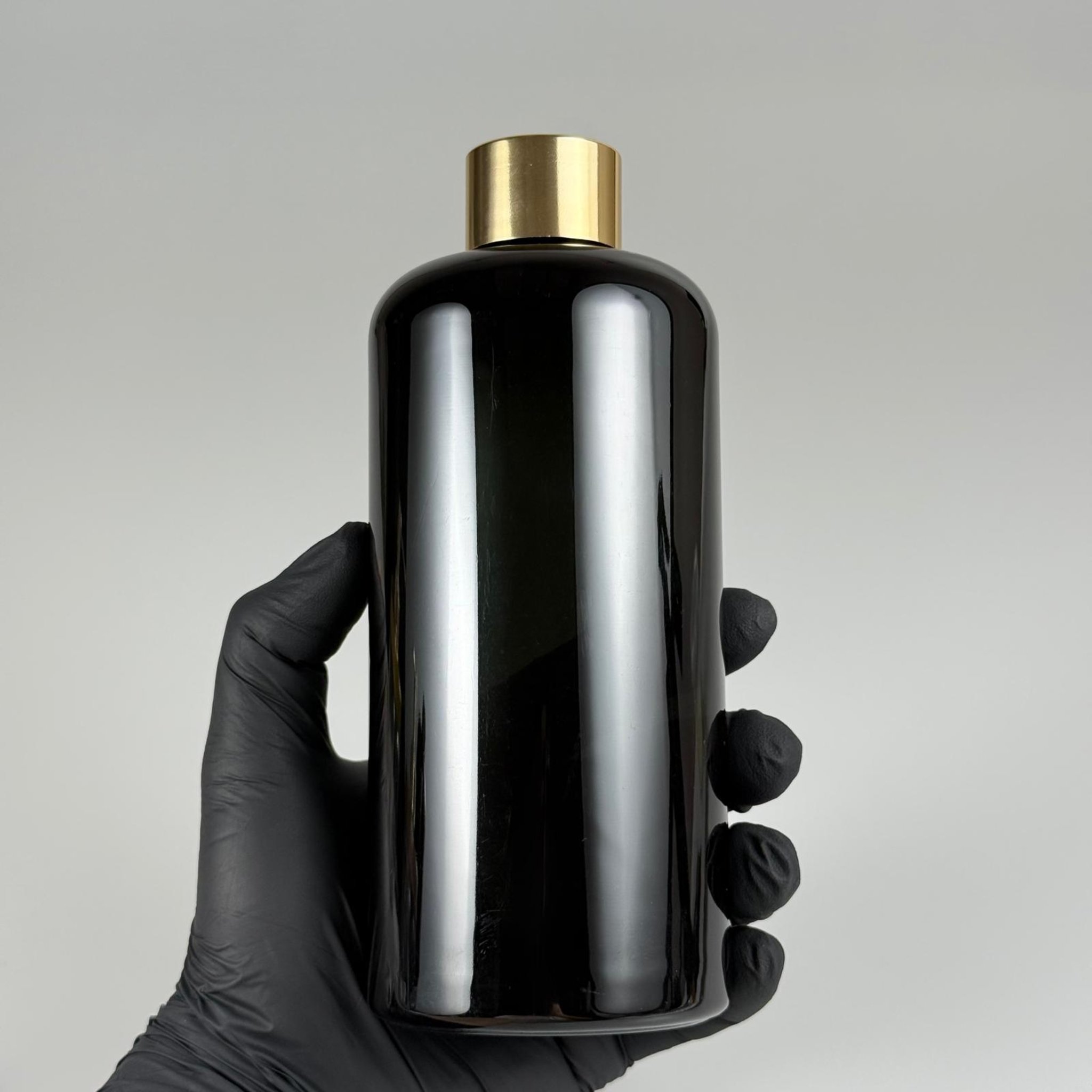 500 CC SİYAH UZUN SİLİNDİR PET ŞİŞE + ALÜMİNYUM KAPLAMALI GOLD KAPKALI TAKIM - 500 ML SİYAH PET ŞİŞE