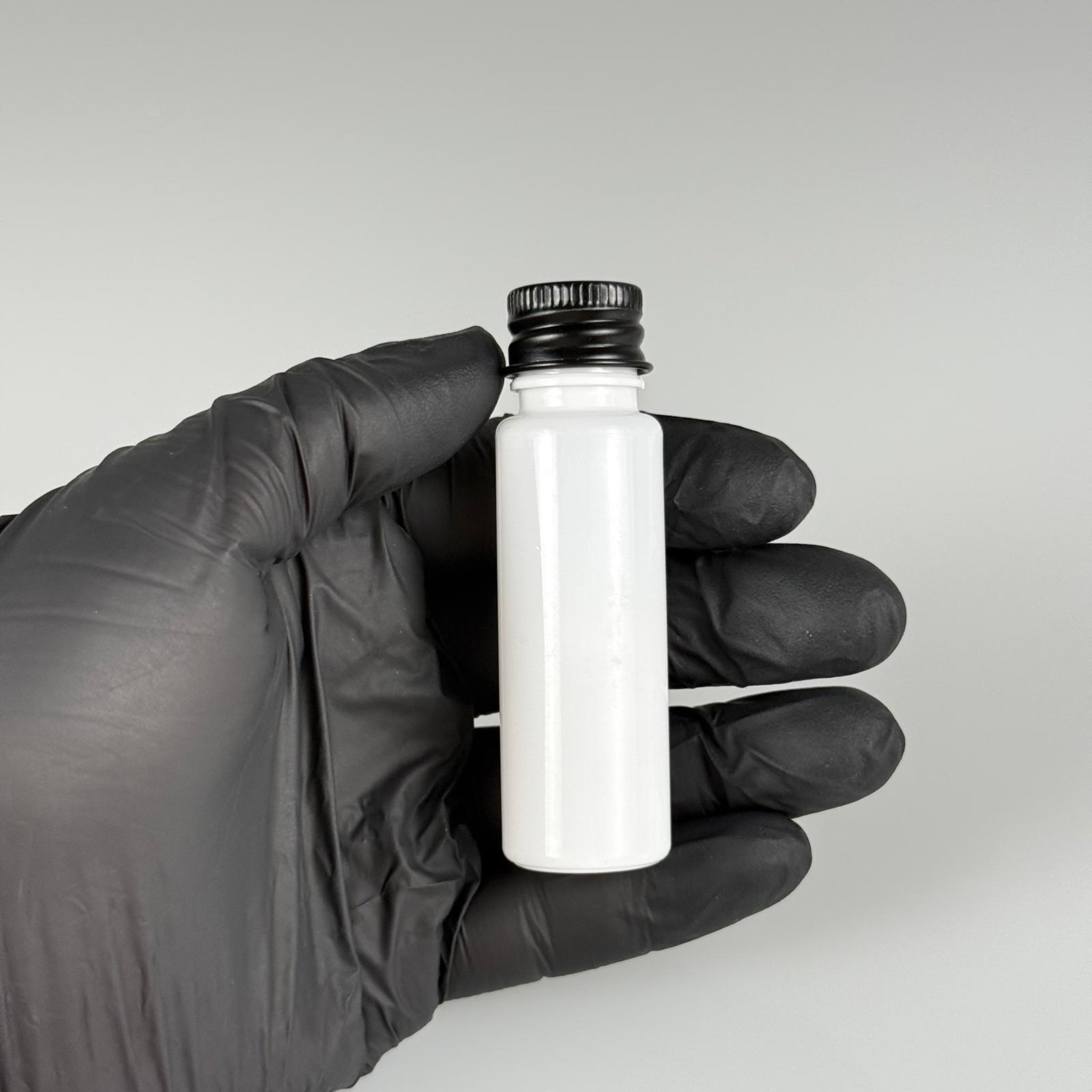 20 CC BEYAZ PET SHOT ŞİŞE - KÖPÜK CONTALI SİYAH ALÜMİNYUM METAL KAPAKLI + KÖR TIPALI TAKIM - 20 ML PLASTİK ŞİŞE