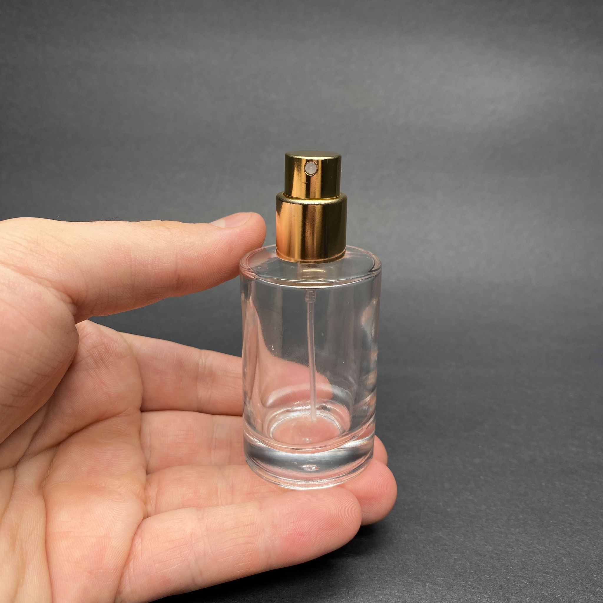 30 ML SİLİNDİR MODEL SAVAGE PARFÜM ŞİŞESİ - GOLD METAL SPREYLİ (AĞIZ 15 MM GEÇME KOLAY KAPAMA)