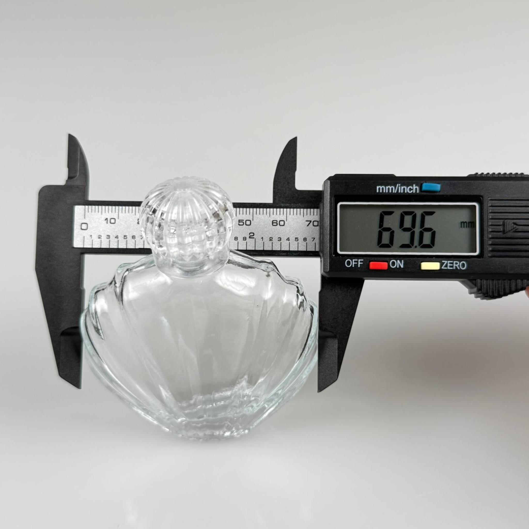 45 CC İSTİRİDYE MODEL CAM ŞİŞE - KRİSTAL KAPAKLI KOLONYA TIPALI - 45 ML PRESTİJLİ ŞİŞE