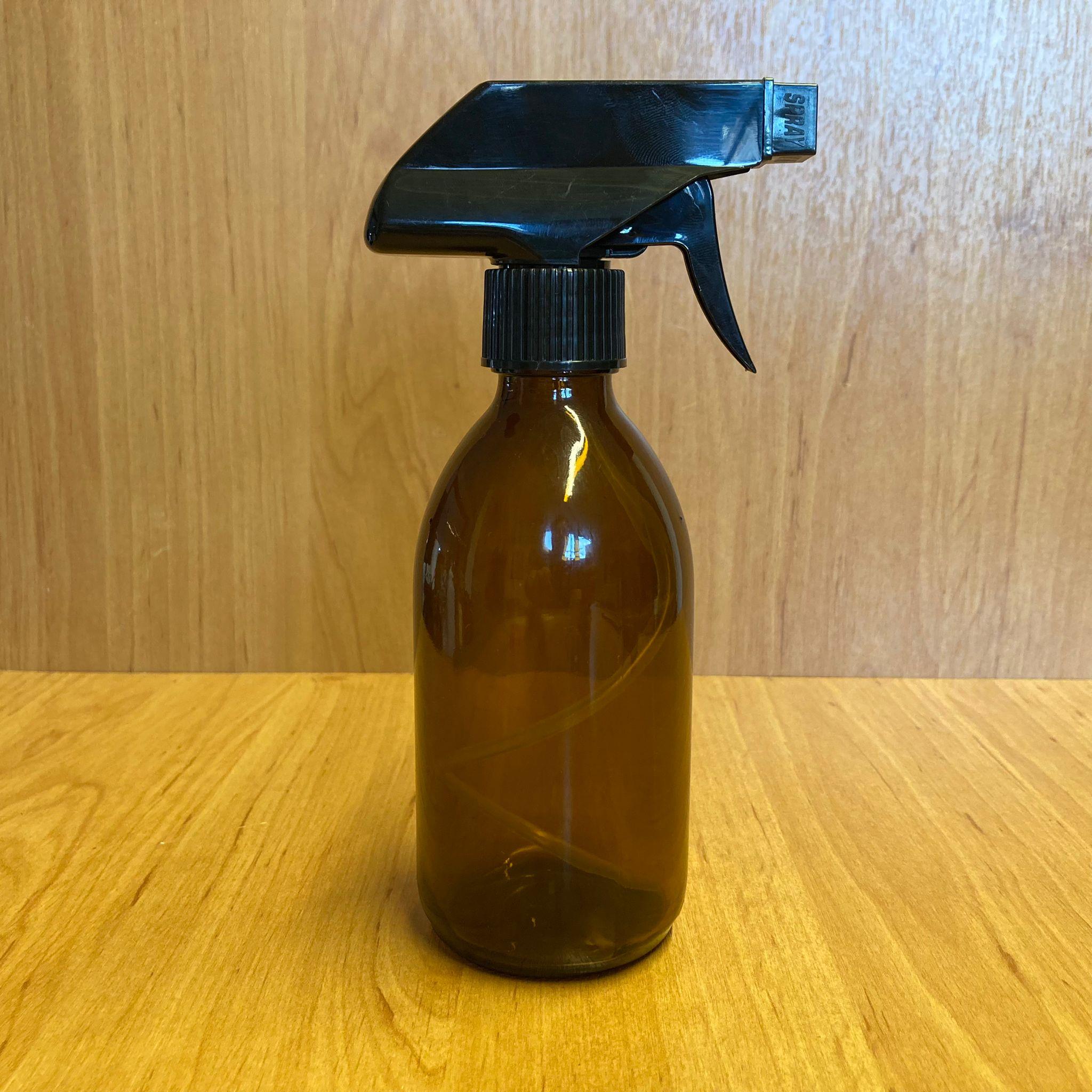 250 CC AMBER CAM ŞİŞE - SİYAH TETİK SPREYLİ - 250 ML KAHVERENGİ SPREYLİ ŞİŞE