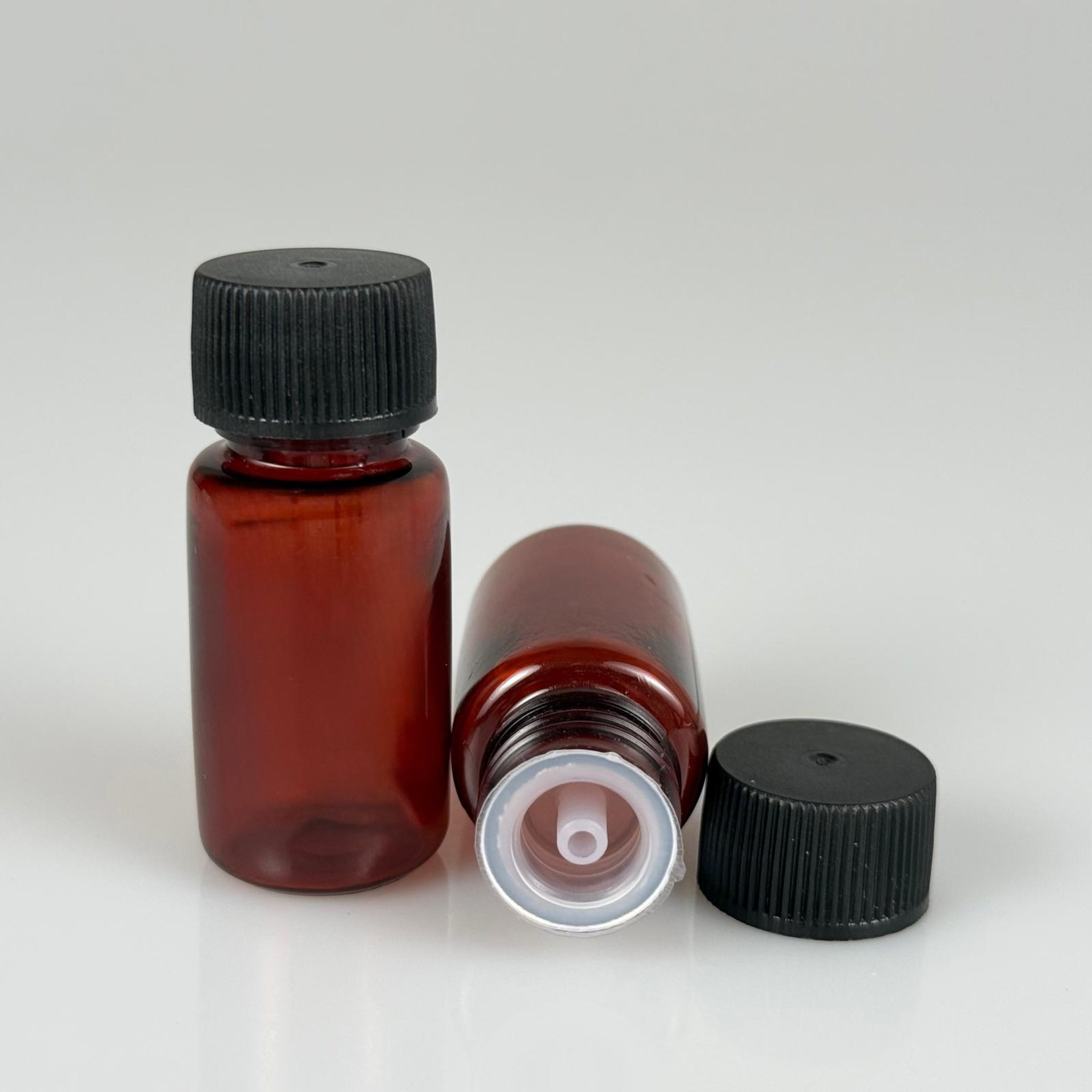 10 CC İÇTEN DAMLALIKLI PLASTİK ŞİŞE -  10 ML AMBER PET ŞİŞE + CONTALI SİYAH KAPAK + KOLONYA TIPALI (DELEREK KULLANILIR) TAKIM