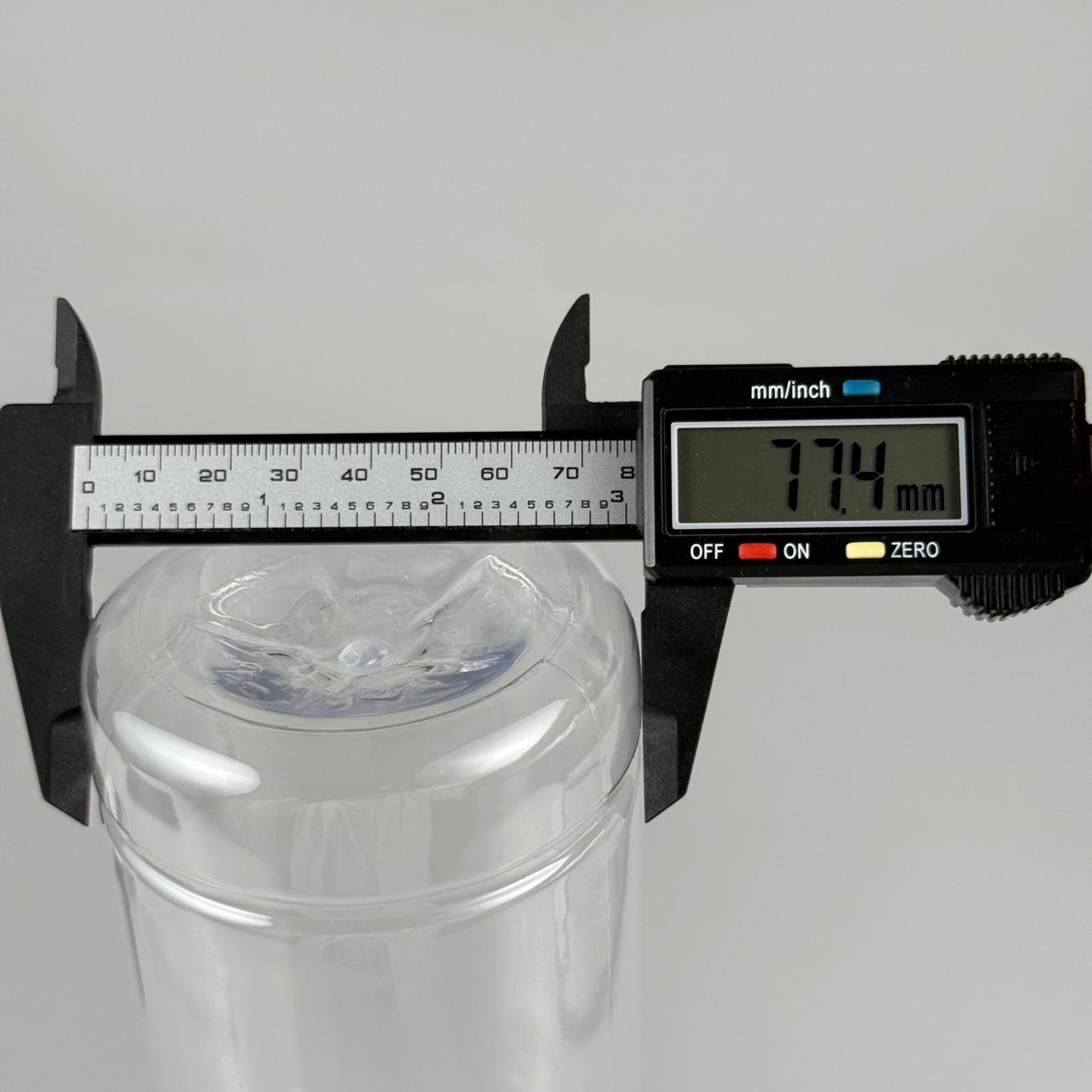 1000 CC PET ŞİŞE - BÜYÜK SİYAH BEYAZ DOZAJLI KİMYASALA DAYANIKLI TRİGER TETİK SPREYLİ - 1000 ML KİMYASALA DAYANIKLI PLASTİK ŞİŞE - 1 LT PLASTİK ŞİŞE - UZUN OTO TEMİZLİK ŞİŞESİ