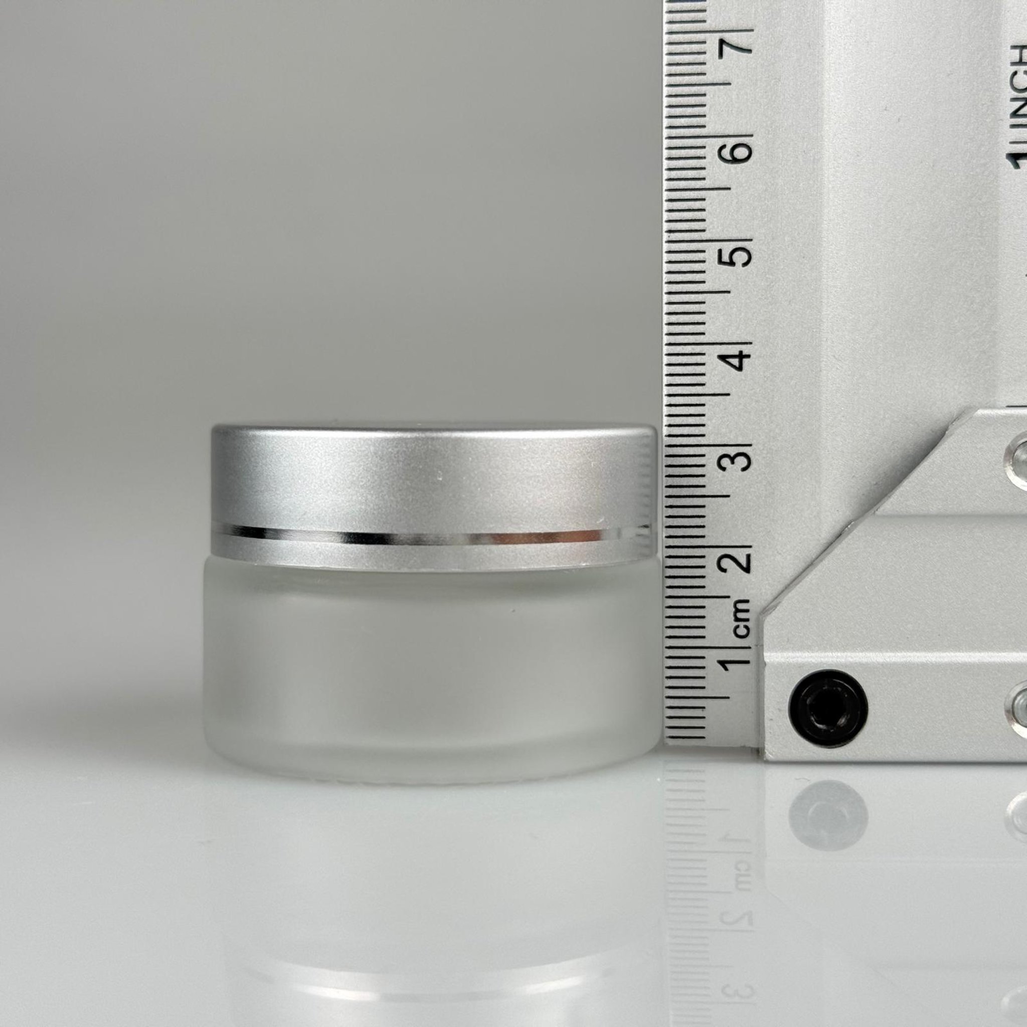 20 CC CAM BUZLU KREM KAVANOZU - GÜMÜŞ  KAPAKLI İÇ CONTALI - 20 ML BUZLU CAM KREM KAVANOZU - BUZLU MUM KAVANOZU