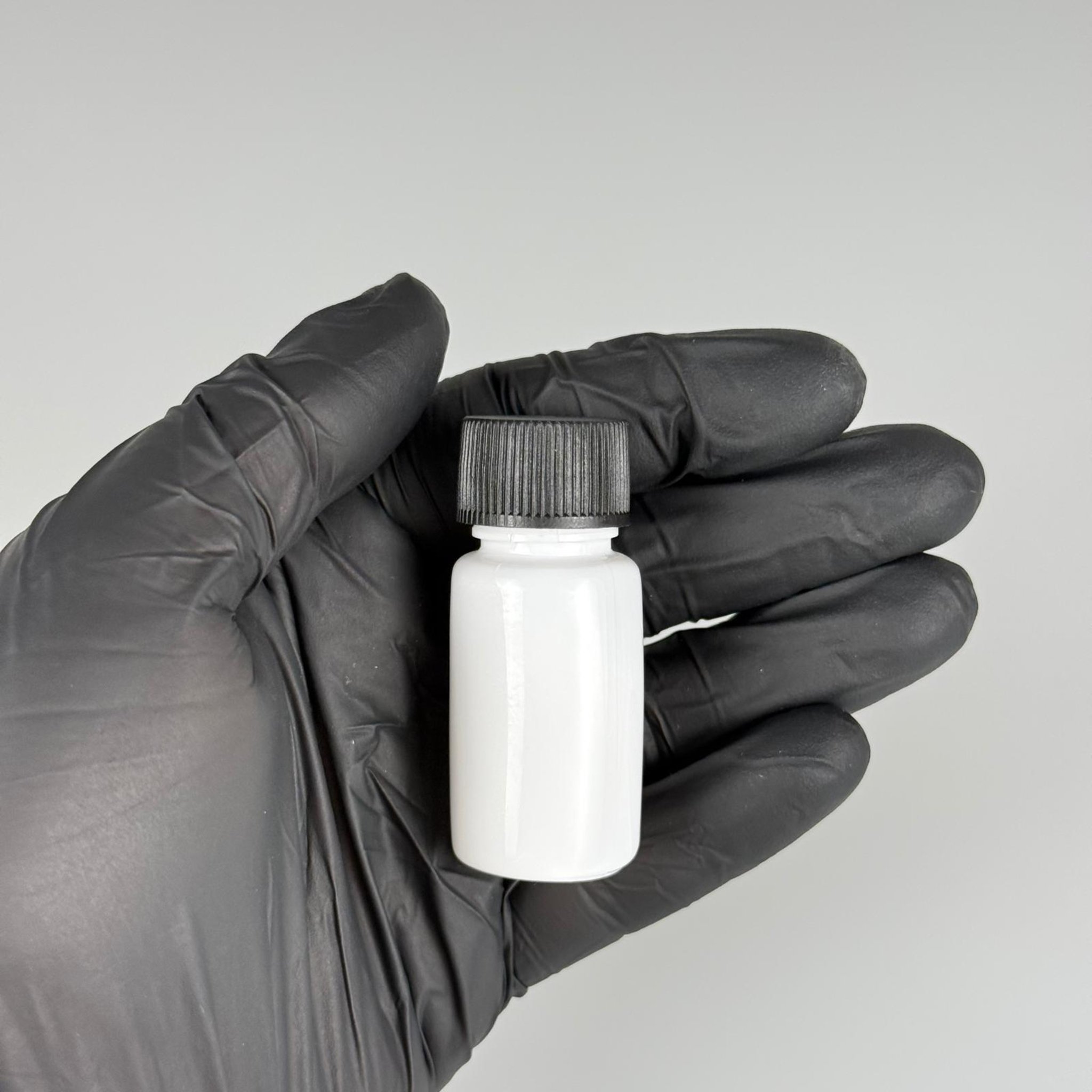 10 CC İÇTEN DAMLALIKLI PLASTİK ŞİŞE -  10 ML BEYAZ PET ŞİŞE + CONTALI SİYAH KAPAK + KOLONYA TIPALI (DELEREK KULLANILIR) TAKIM