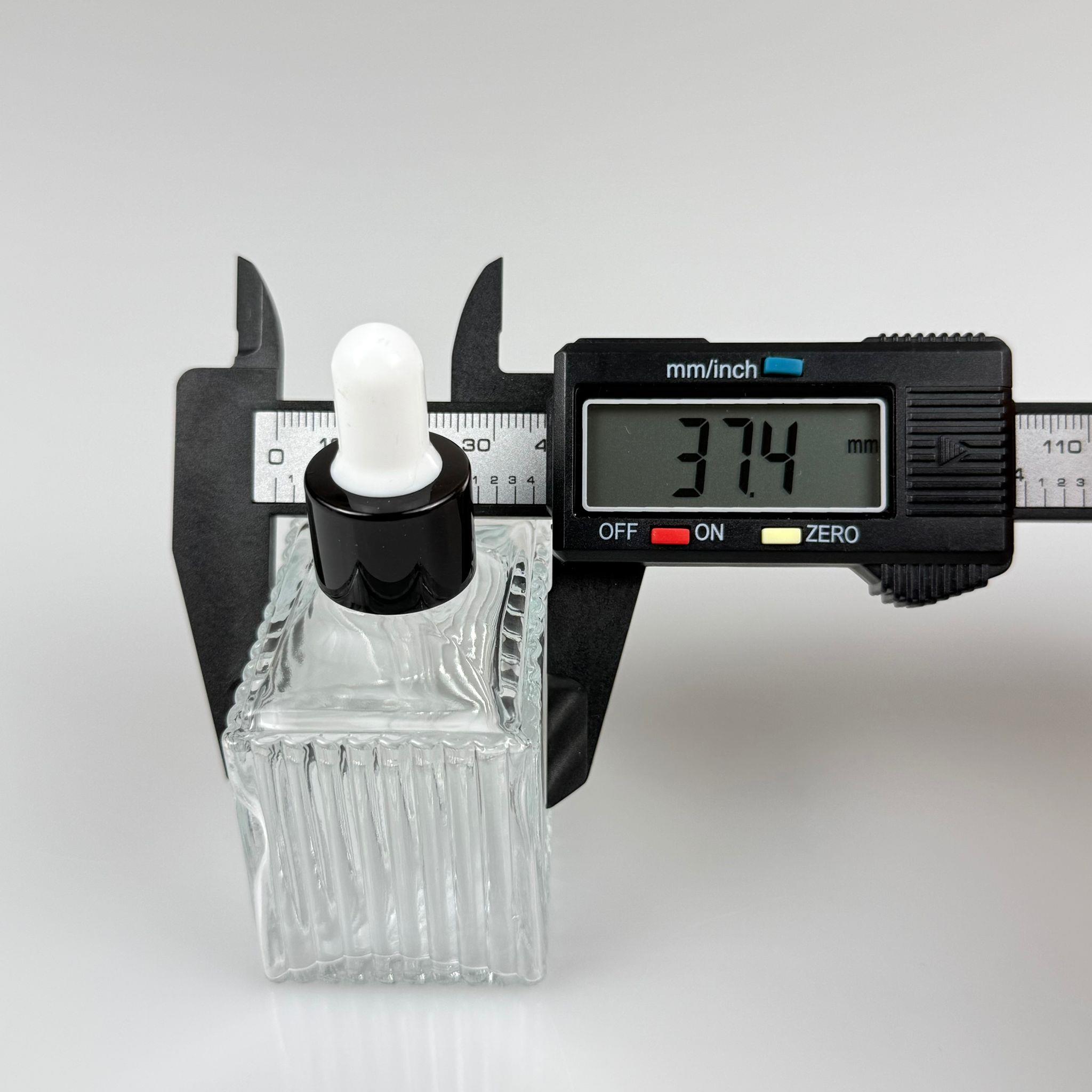 50 CC KÖŞELİ DESENLİ ÇİZGİLİ PRESTİJLİ CAM DAMLALIKLI ŞİŞE - BEYAZ EMZİK - SİYAH METALİK KAPAK - 50 ML CAM DAMLALIKLI ŞİŞE - DAMLALIKLI BOŞ ŞİŞE
