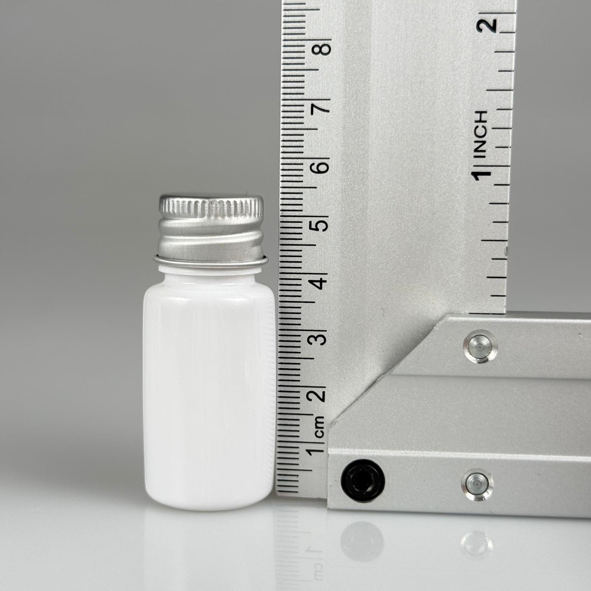 10 CC BEYAZ PET SHOT ŞİŞE - KÖPÜK CONTALI GÜMÜŞ ALÜMİNYUM METAL KAPAKLI + KÖR TIPALI TAKIM - 10 ML PLASTİK ŞİŞE