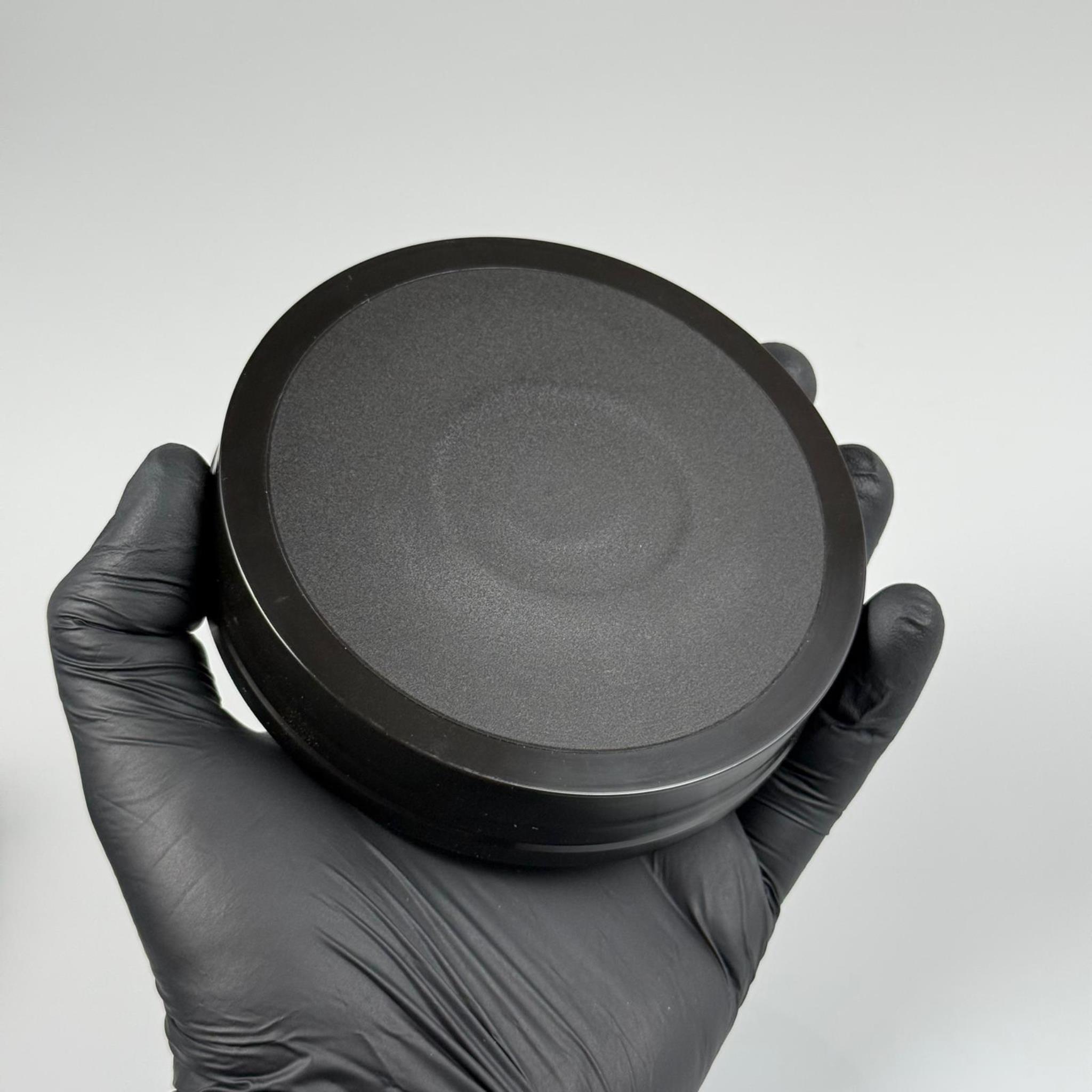 100 MM VİDALI PLASTİK SİYAH ETEKLİ KAPAK