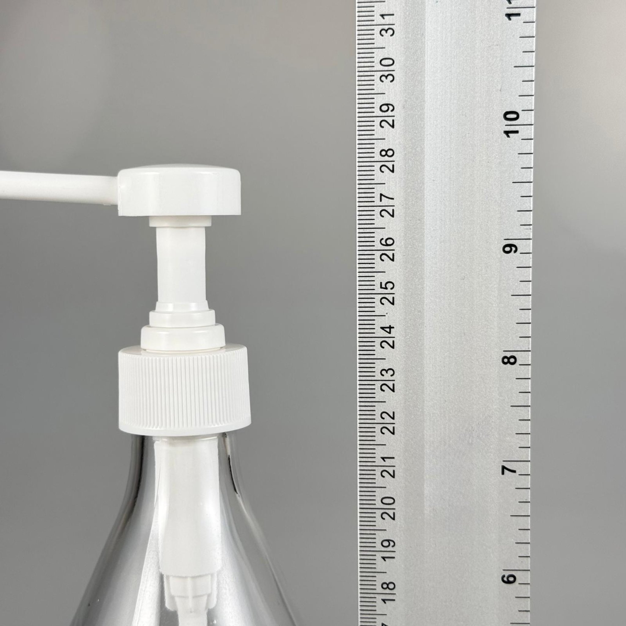 MASA ÜSTÜ İÇİN DİSPANSİYER PÜSKÜRTÜCÜ SPREY POMPALI CAM KOLONYA, DEZENFEKTAN ŞİŞESİ TAKIM - 750 ML (HORTUM YARIM CM KISA KALIR)