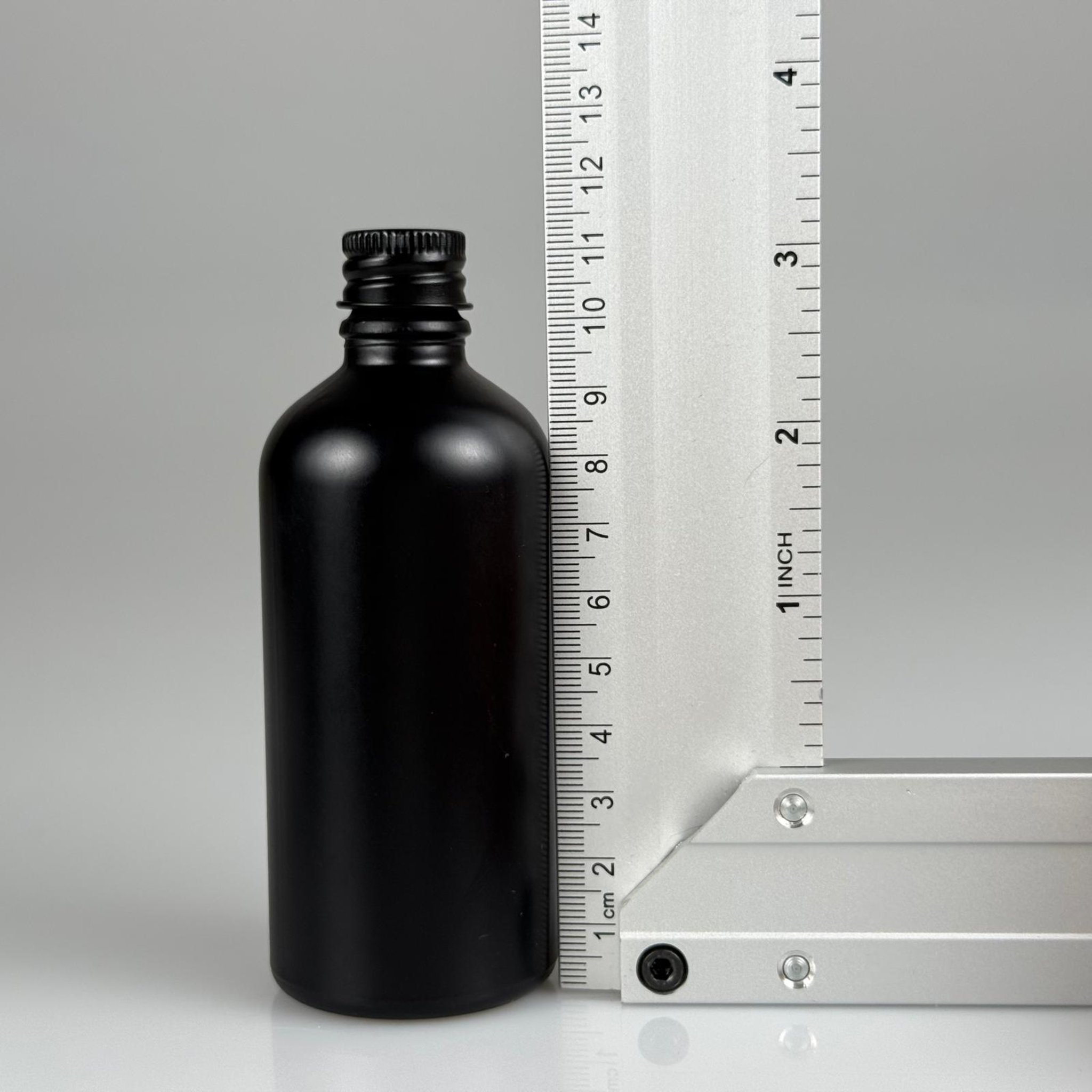100 CC MAT SİYAH CAM ŞİŞE + KÖPÜK CONTALI SİYAH ALÜMİNYUM METAL KAPAKLI + DAMLALIKLI KOLONYA TIPALI TAKIM - 100 ML MAT SİYAH CAM ŞİŞE