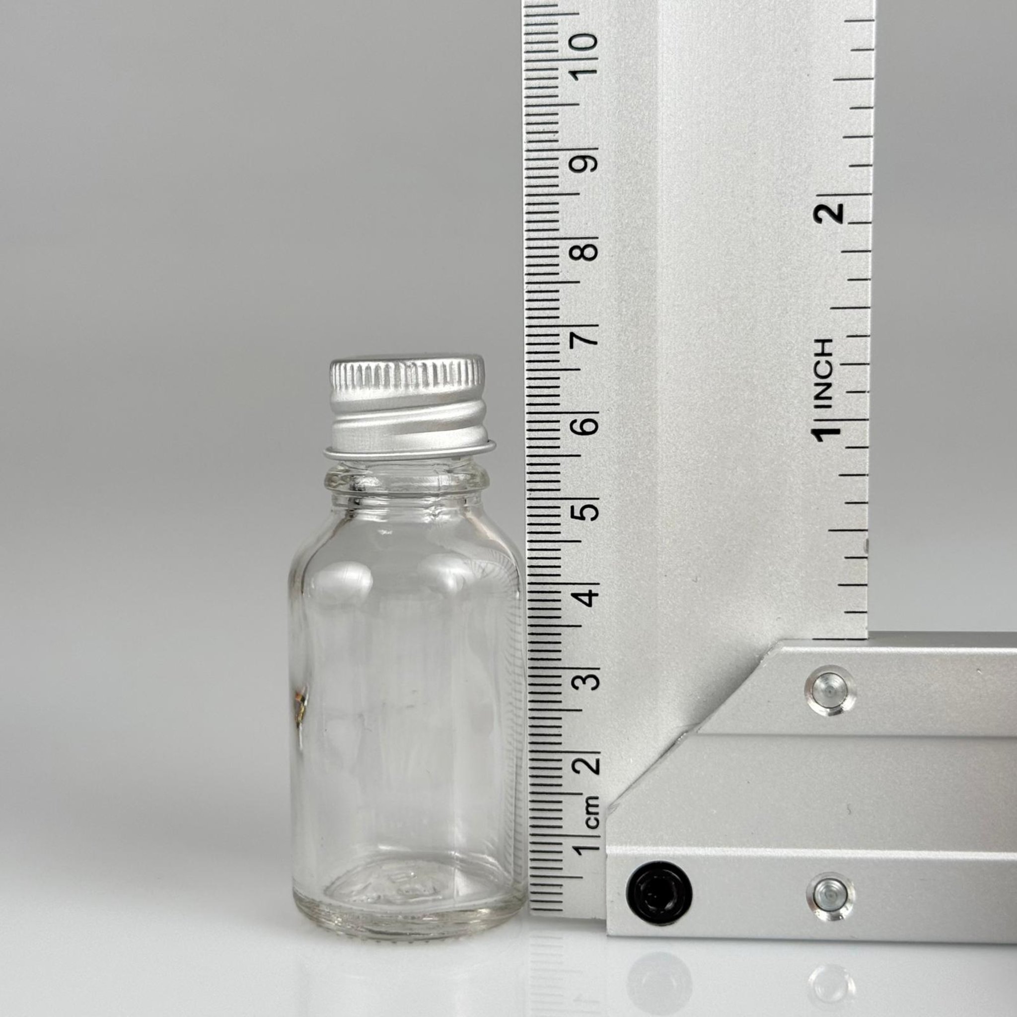 15 CC ŞEFFAF CAM ŞİŞE + KÖPÜK CONTALI GÜMÜŞ ALÜMİNYUM METAL KAPAKLI + KOLONYA TIPALI TAKIM - 15 ML ŞEFFAF CAM ŞİŞE