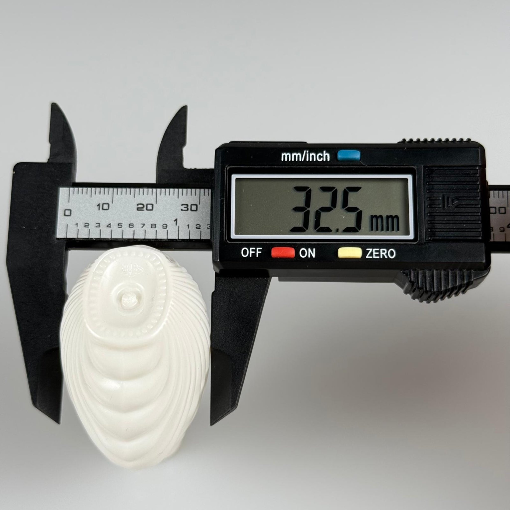 40 CC BEYAZ İSTİRİDYE PET ŞİŞE + KÖPÜK CONTALI GÜMÜŞ ALÜMİNYUM METAL KAPAKLI TAKIM - 40 ML KAPAKLI CAMPET ŞİŞE