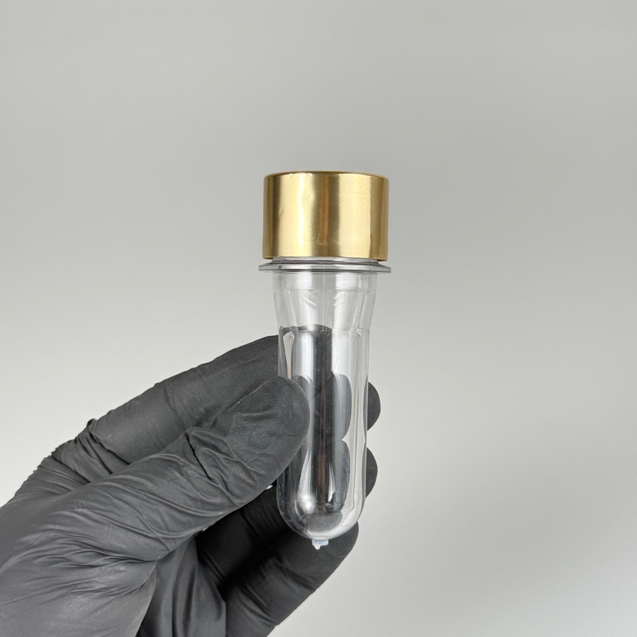 9 CM TÜP - 20 CC UZUN KALIN PET ŞİŞE + ALÜMİNYUM KAPLAMALI GOLD KAPAKLI TAKIM - 20 ML KALIN PET ŞİŞE