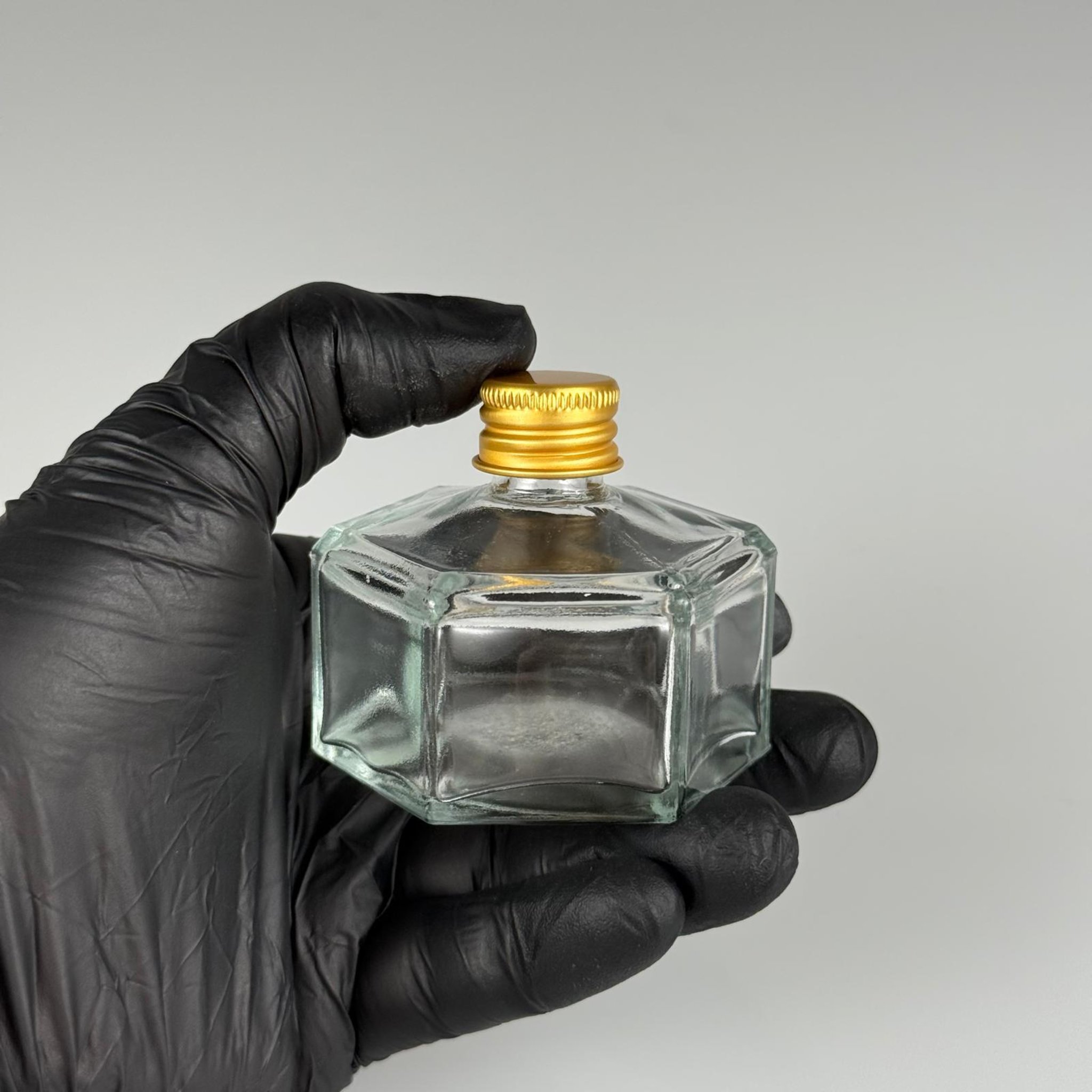 50 CC BASIK ALTIGEN CAM ŞİŞE + GOLD ALÜMİNYUM METAL KAPAKLI TAKIM - 50 ML PRESTİJLİ ŞİŞE