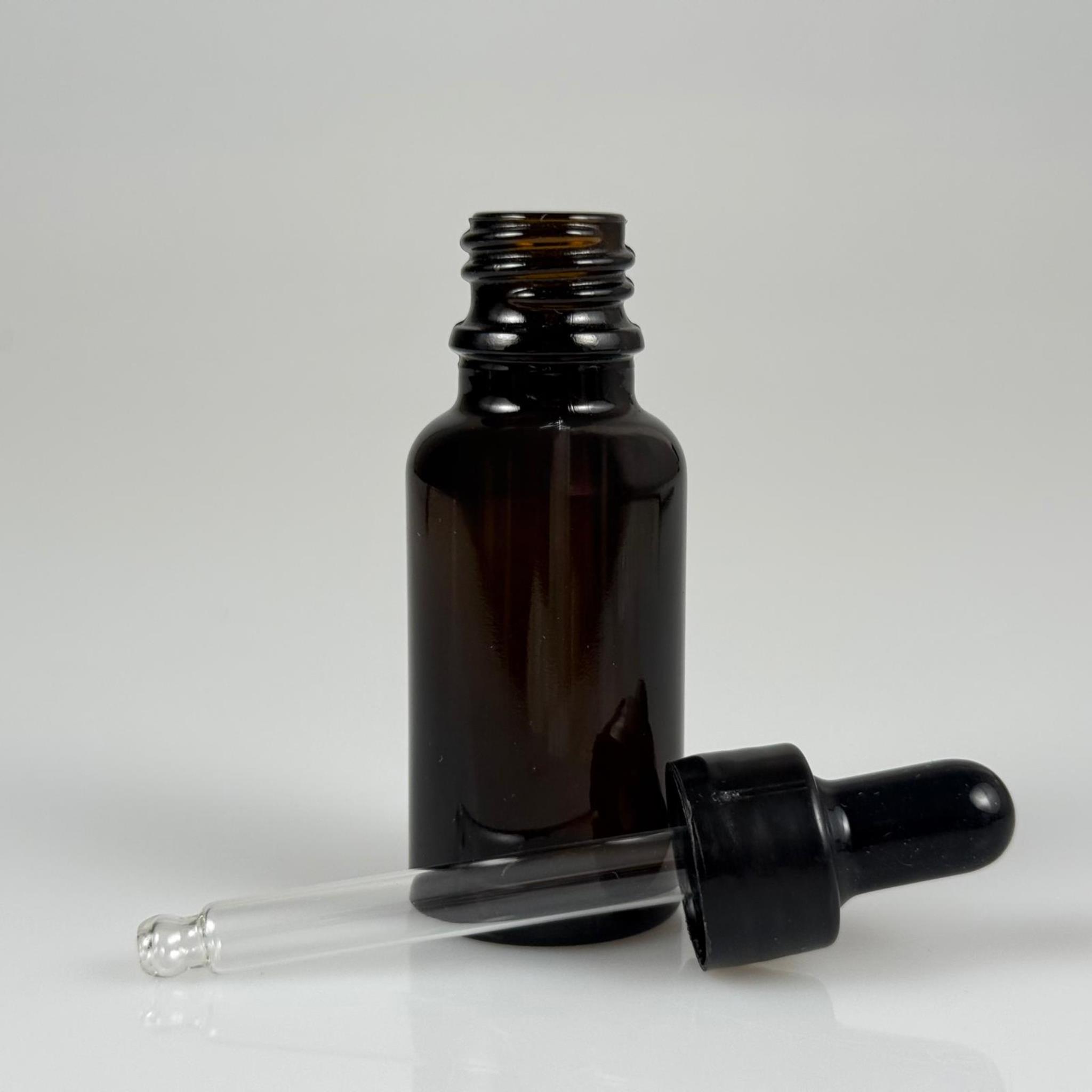 20 CC ÜST KALİTE AMBER CAM DAMLALIKLI ŞİŞE - SİYAH EMZİK + SİYAH DÜZ KAPAK + CAM PİPET TAKIM - 20 ML ÜST KALİTE KAHVERENGİ DAMLALIKLI ŞİŞE SETİ