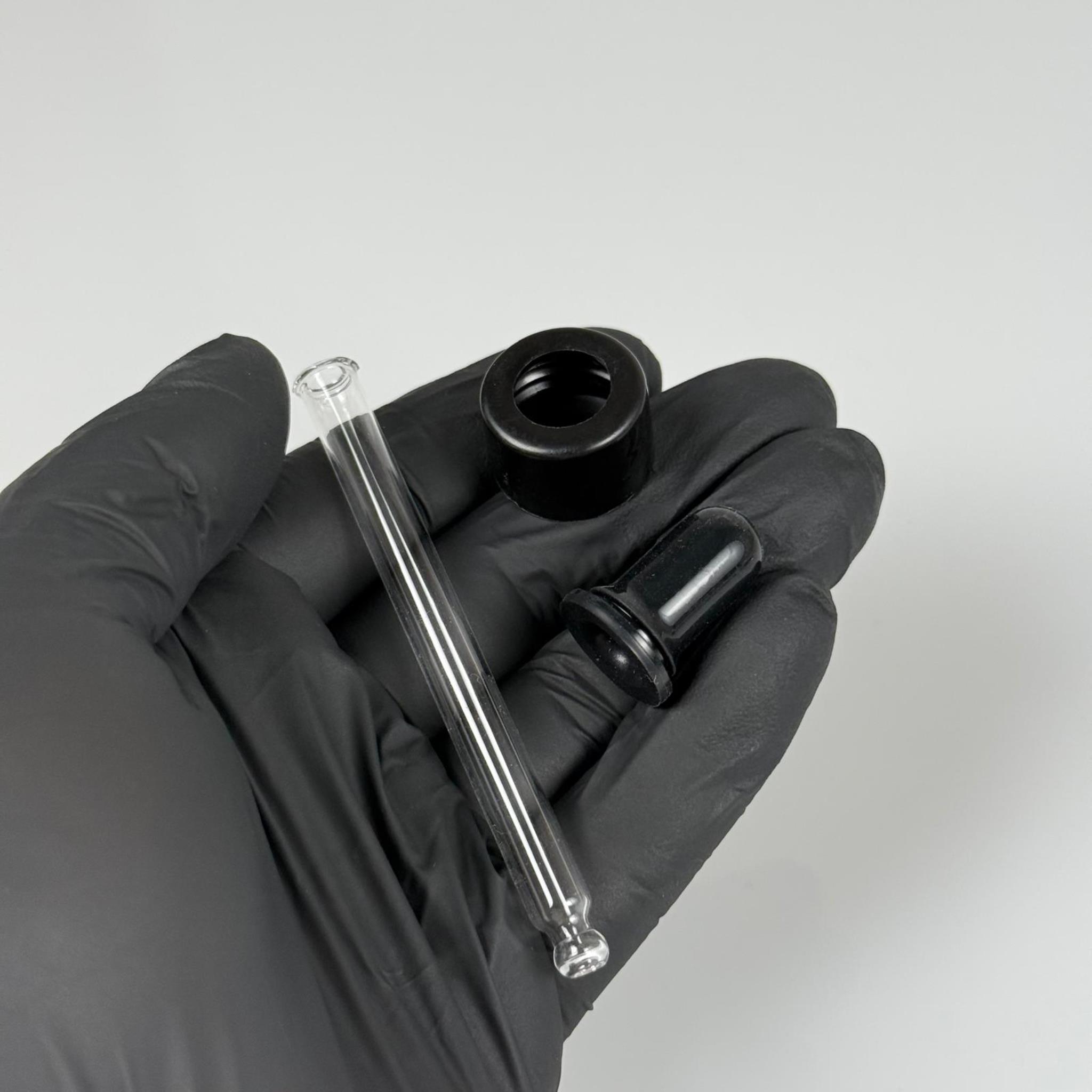 18 MM CAM DAMLALIKLI TAKIM - SİYAH EMZİK +  DELİKLİ PLASTİK DÜZ SİYAH KAPAK + 77 MM CAM PİPET
