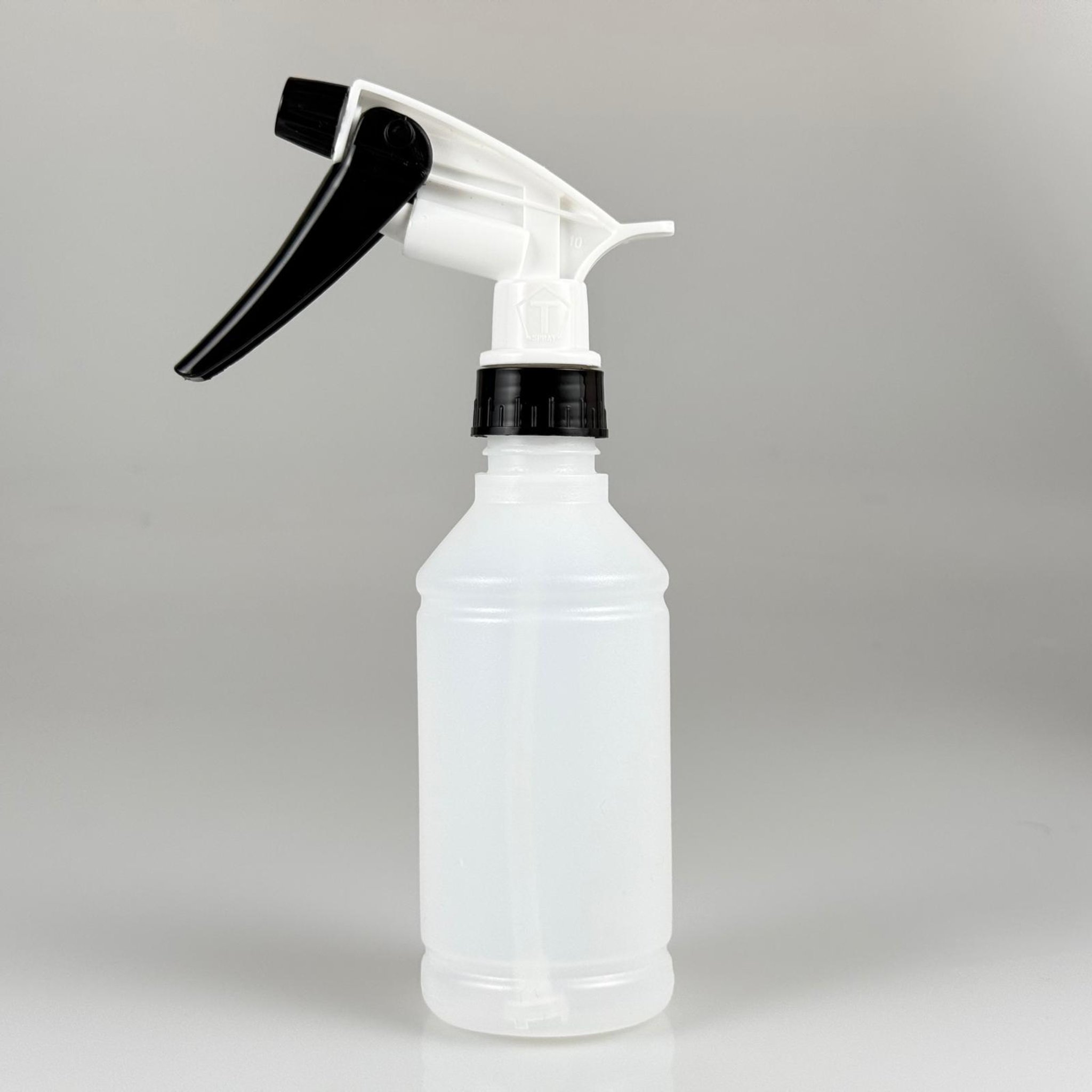 250 CC TİNER ŞİŞESİ - BÜYÜK SİYAH BEYAZ DOZAJLI KİMYASALA DAYANIKLI TRİGER TETİK SPREYLİ - 250 ML KİMYASALA DAYANIKLI PLASTİK ŞİŞE - 0,25 LT POLİETİLEN ŞİŞE - TOMBUL OTO TEMİZLİK ŞİŞESİ