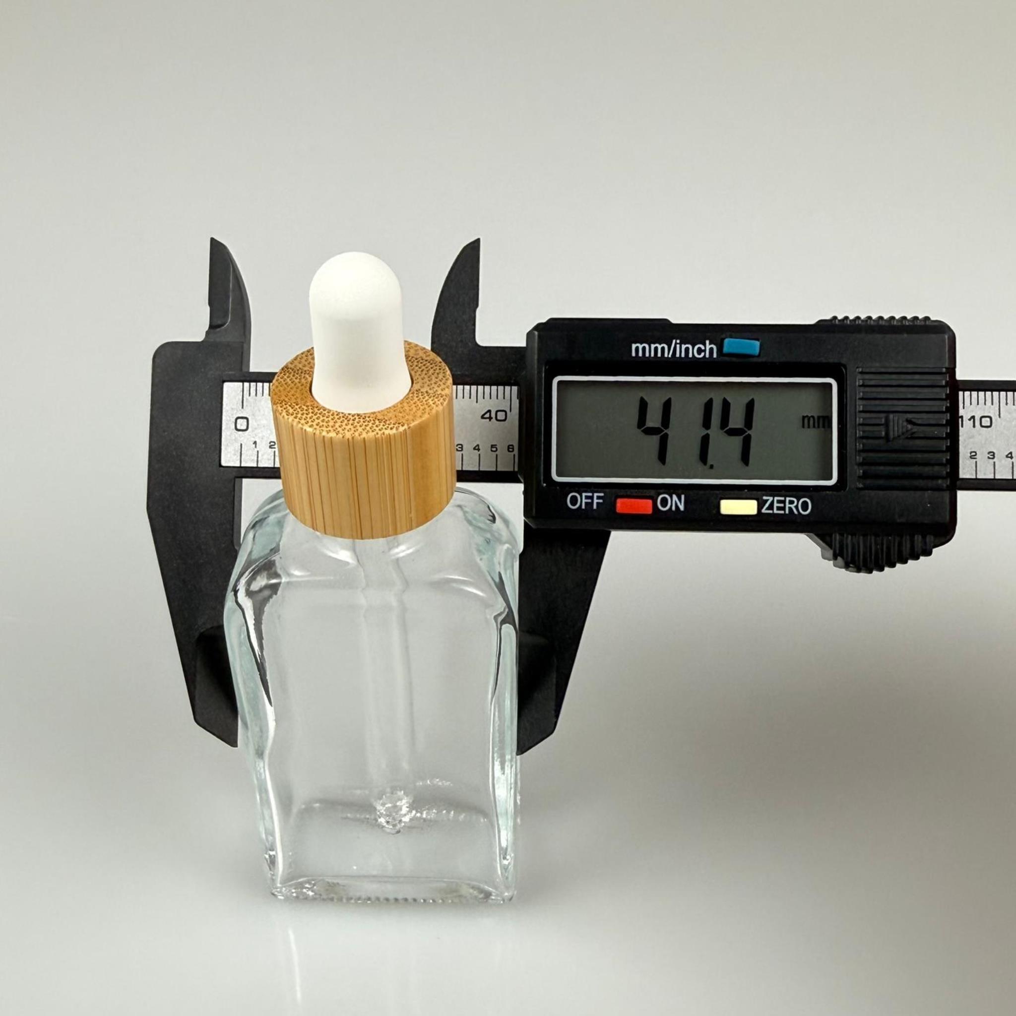 50 CC YASSI DİKDÖRTGEN PRESTİJLİ CAM DAMLALIKLI ŞİŞE - BEYAZ EMZİK - AHŞAP BAMBU KAPAK - 50 ML CAM DAMLALIKLI ŞİŞE - DAMLALIKLI BOŞ ŞİŞE