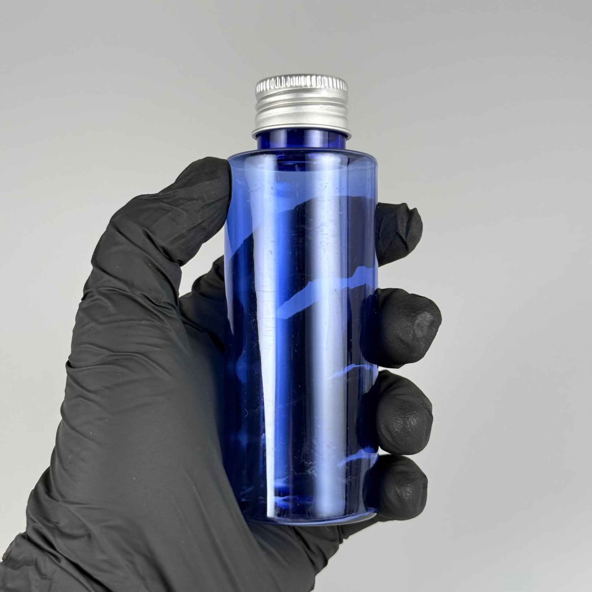 100 CC MAVİ SİLİNDİR KESKİN KÜT MODEL SERT PET ŞİŞE (17 GR - 24 AĞIZ ) + KÖPÜK COMTALI GÜMÜŞ METAL ALÜMİNYUM KAPAK TAKIM - 100 ML KAPAKLI MAVİ PET ŞİŞELER