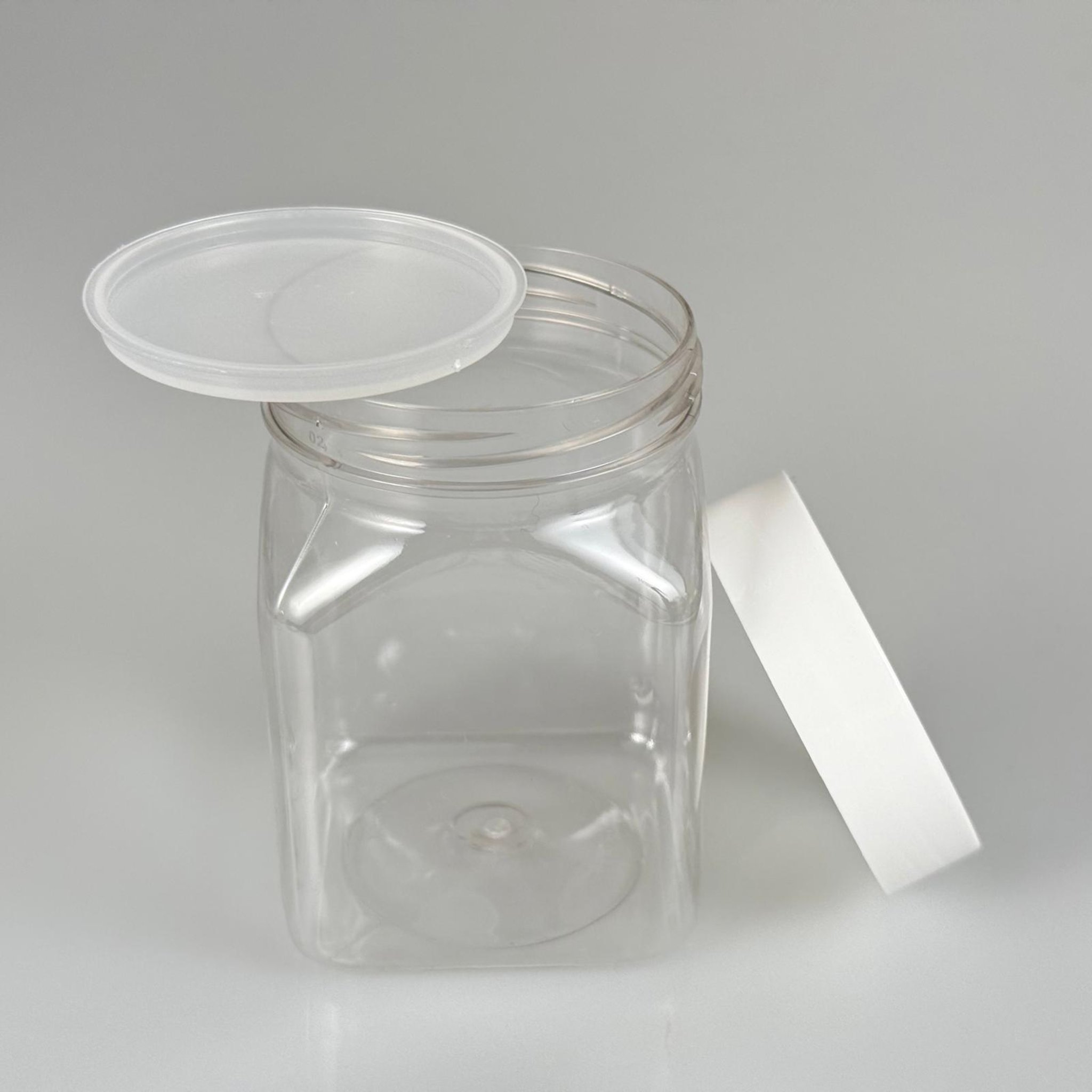 250 CC KARE PET KAVANOZ - BEYAZ KAPAKLI - İÇ TIPALI - 250 ML PLASTİK KREM KAVANOZU