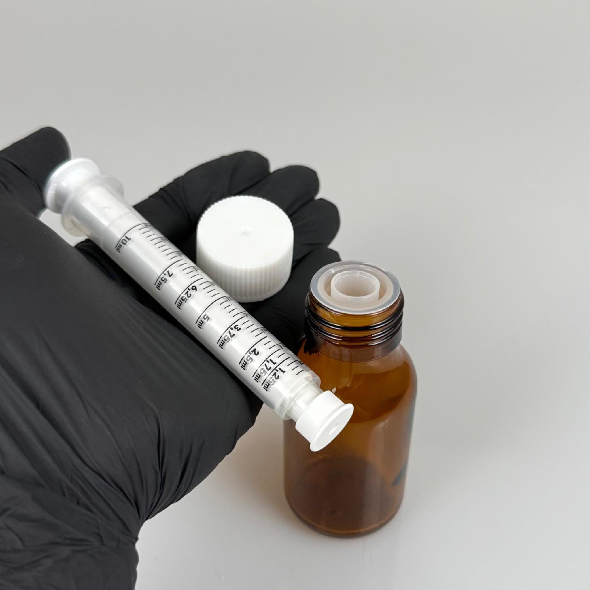 50 ML CAM ECZA ŞİŞESİ + 10 ML DOZAJ PİPETİ + DOZAJ TIPASI + CONTALI PLASTİK KAPAK TAKIM