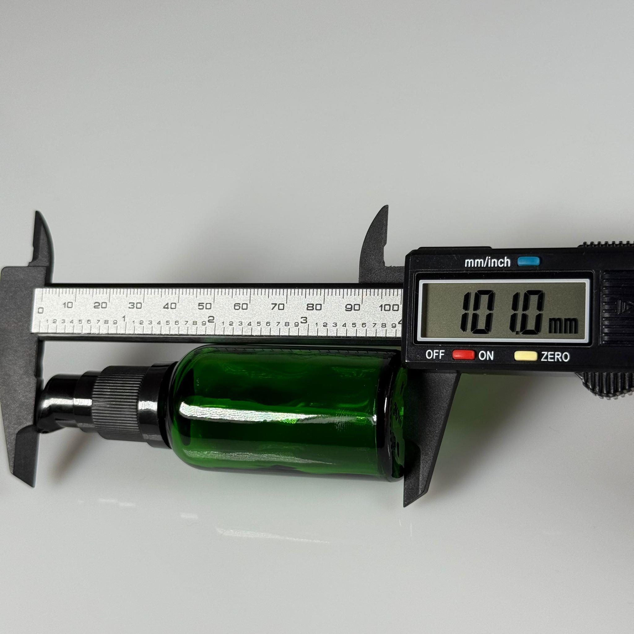 30 CC YEŞİL CAM ŞİŞE - SIZDIRMAZ ETEKLİ SİYAH LOSYON POMPALI TAKIM - 30 ML LOSYON ŞİŞESİ - YAĞ, KREM GİBİ YOĞUN KIVAMLI SIVILAR İÇİN CAM AMBALAJ