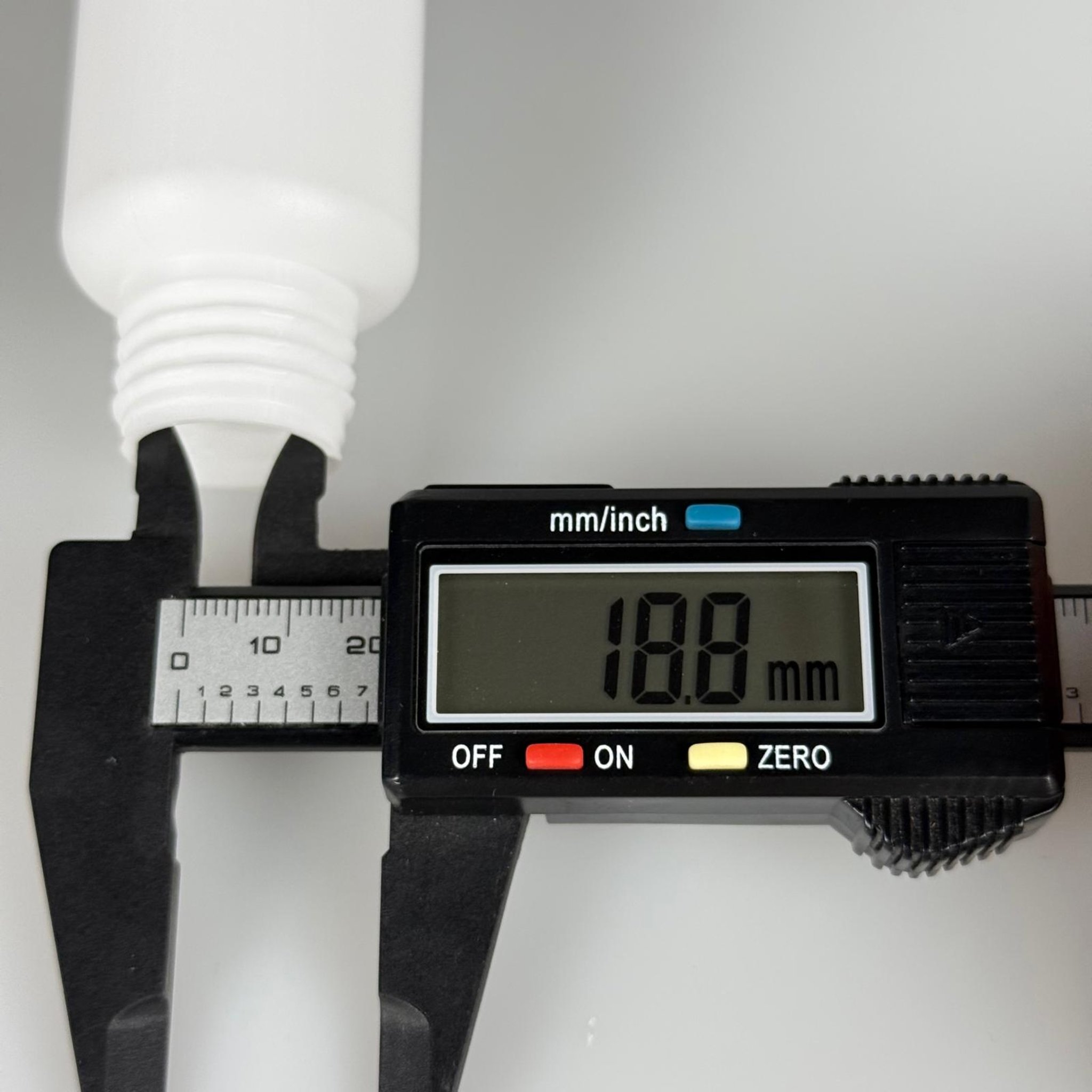 50 CC BEYAZ ŞİŞE - POLİETİLEN 24 MM