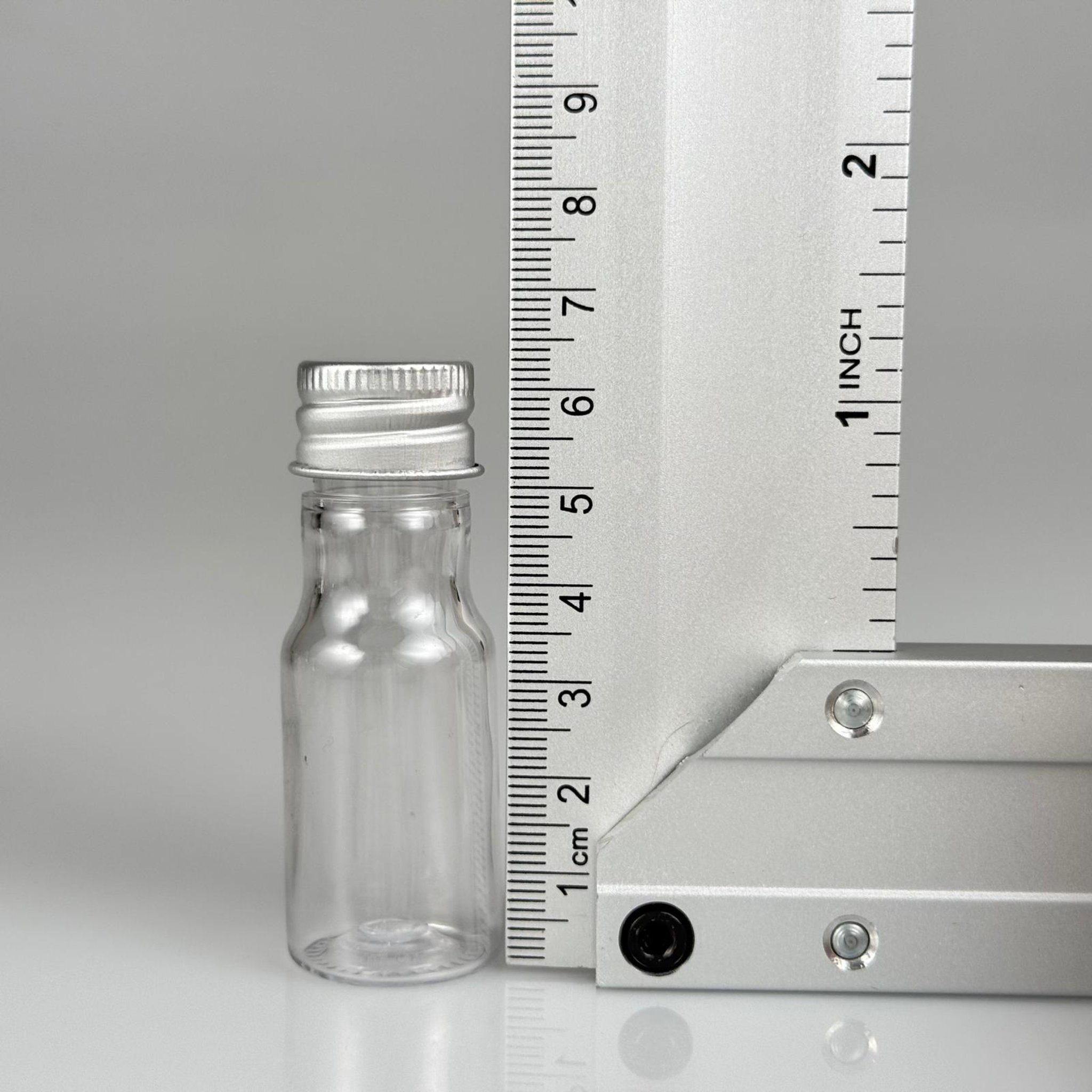 10 CC ŞEFFAF PET ŞİŞE + KÖPÜK CONTALI GÜMÜŞ ALÜMİNYUM METAL KAPAKLI + DAMLALIKLI KOLONYA TIPALI TAKIM - 10 ML PLASTİK ŞİŞE (SİLME 15 CC)