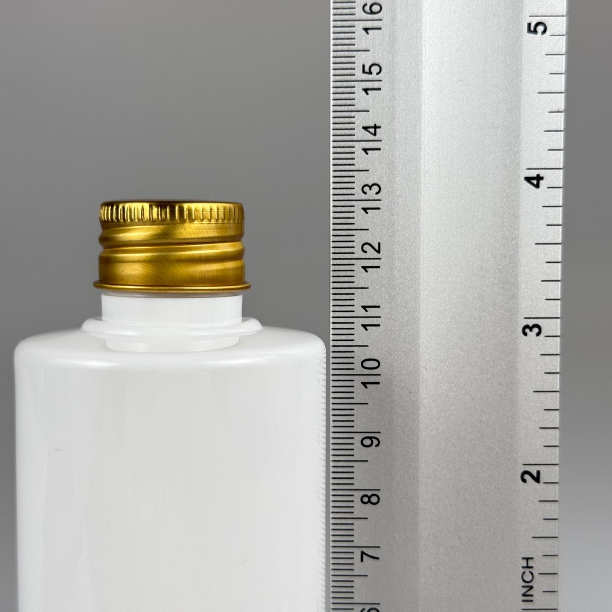 200 CC BEYAZ SİLİNDİR KESKİN KÜT MODEL SERT PLASTİK ŞİŞE (27 GR - 24 AĞIZ ) + KÖPÜK CONTALI GOLD METAL ALÜMİNYUM KAPAKLI + KOLONYA TIPALI TAKIM - 200 CC KAPAKLI BEYA PET ŞİŞELER