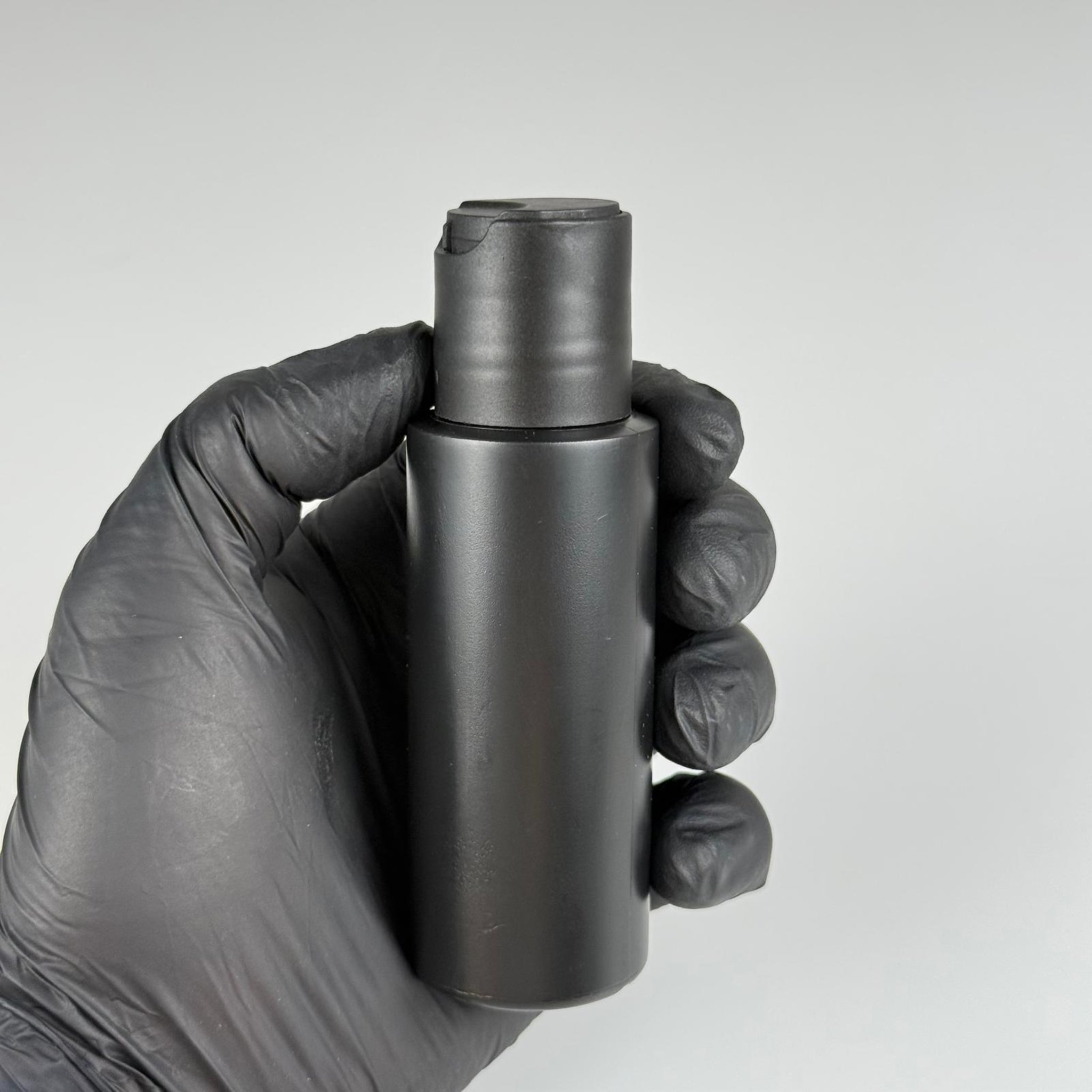 50 CC SİYAH POLİETİLEN ŞAMPUAN ŞİŞESİ -  50 ML SİYAH DİSKTOP ŞAMPUAN KAPAKLI