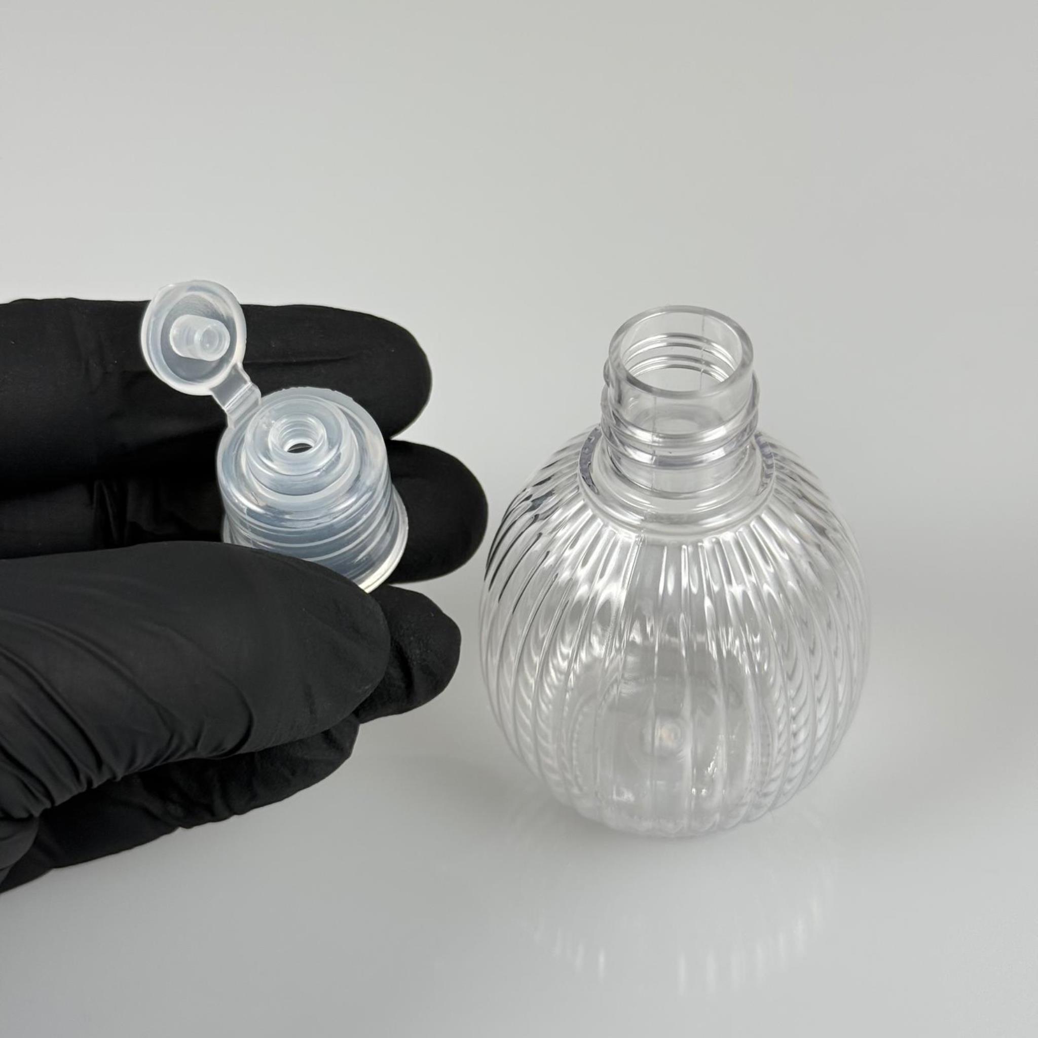 50 CC TOP ÇİZGİLİ DESENLİ 18 MM ŞEFFAF YENİ MODEL FLİPTOP KAPAKLI PET ŞİŞE - 50 ML TOP MODEL ÇİZGİLİ YENİ MODEL FLİPTOP KAPAKLI PLASTİK ŞİŞE