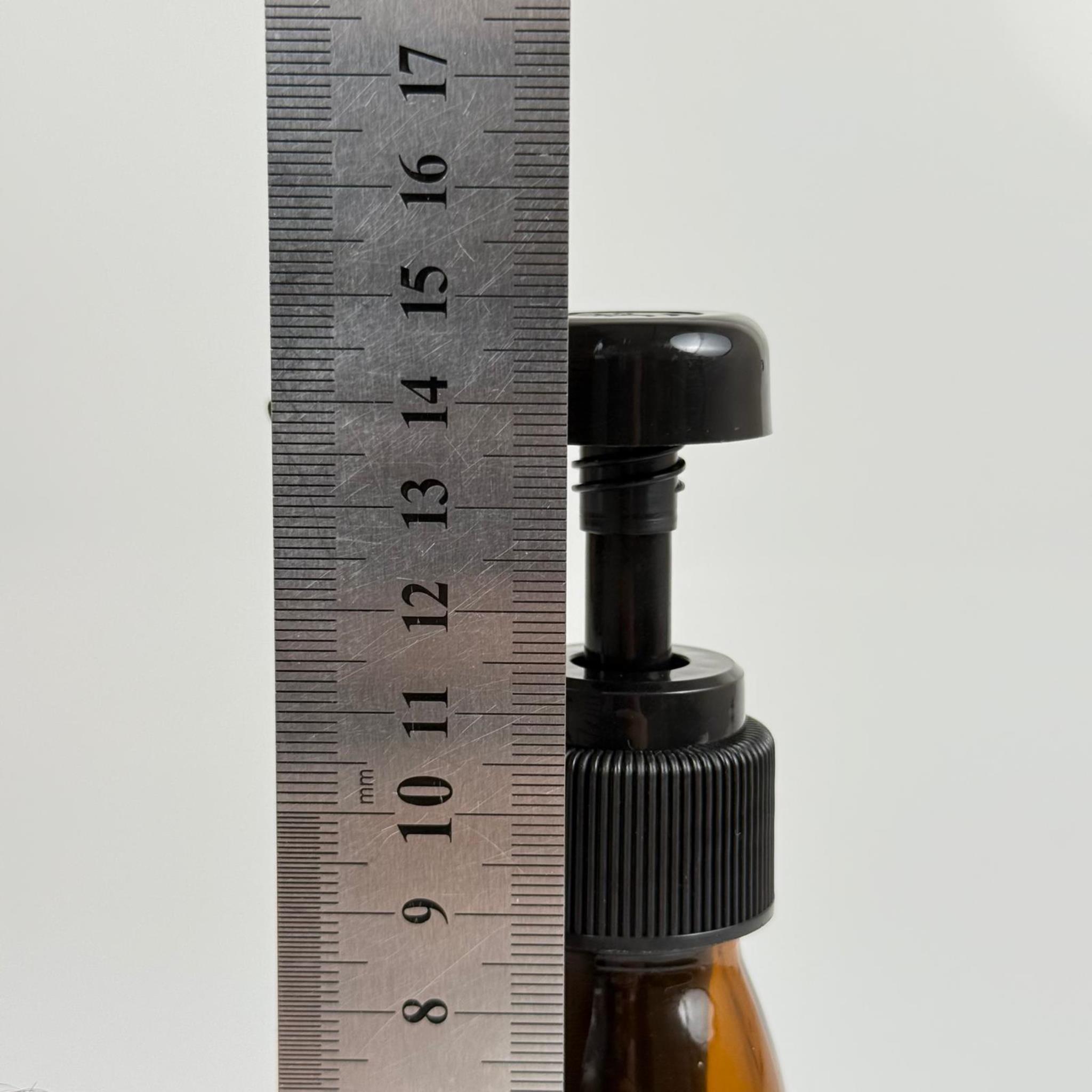 60 CC AMBER CAM ŞİŞE + SİYAH DOZAJ POMPALI (HER BASMADA 4 CC SIVI ATAR) - 60 ML POMPALI ŞİŞE - ŞURUP, ŞAMPUAN, KREM GİBİ YOĞUN KIVAMLI SIVILARDA KULLANILIR