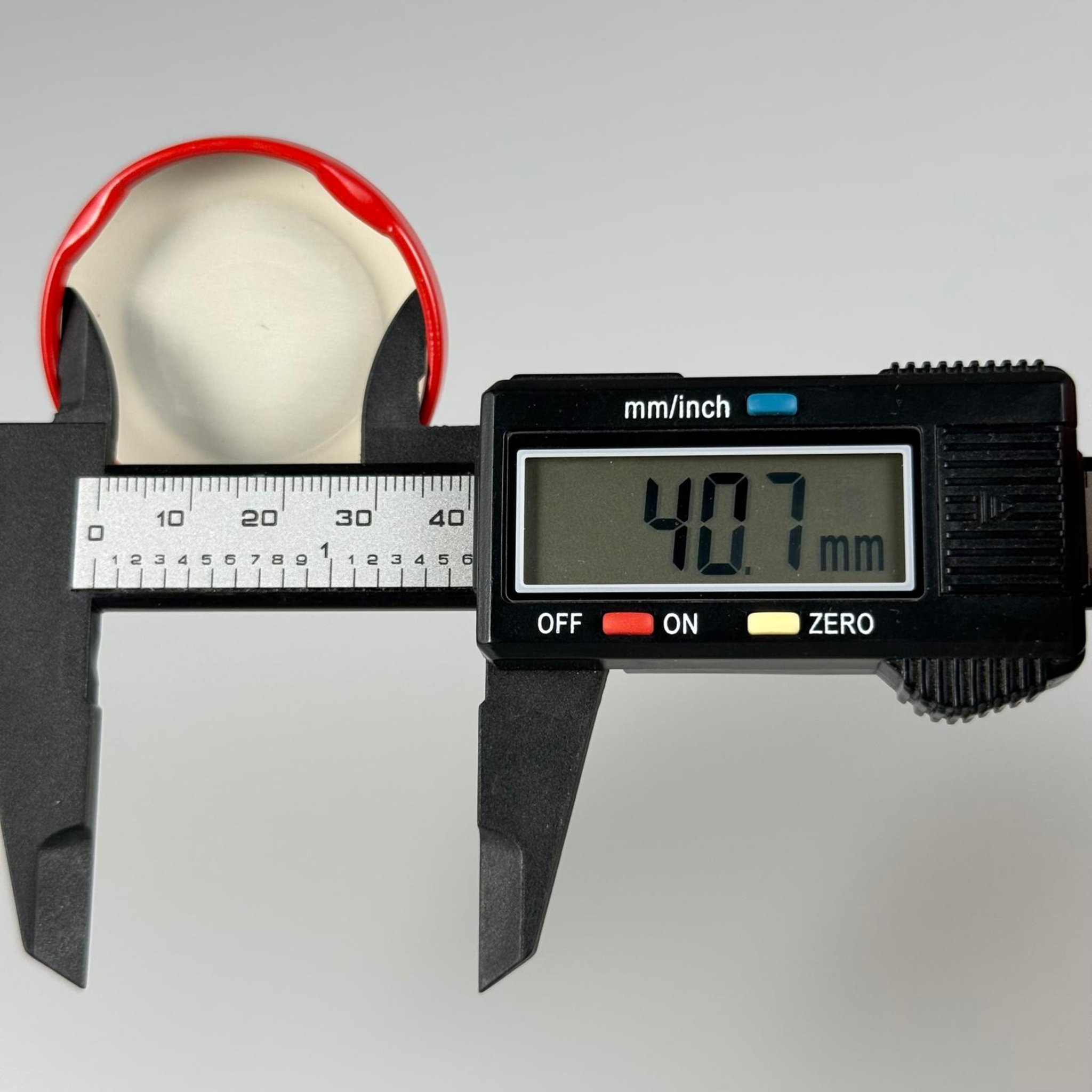43 MM TWİST-OFF KIRMIZI METAL KAPAK