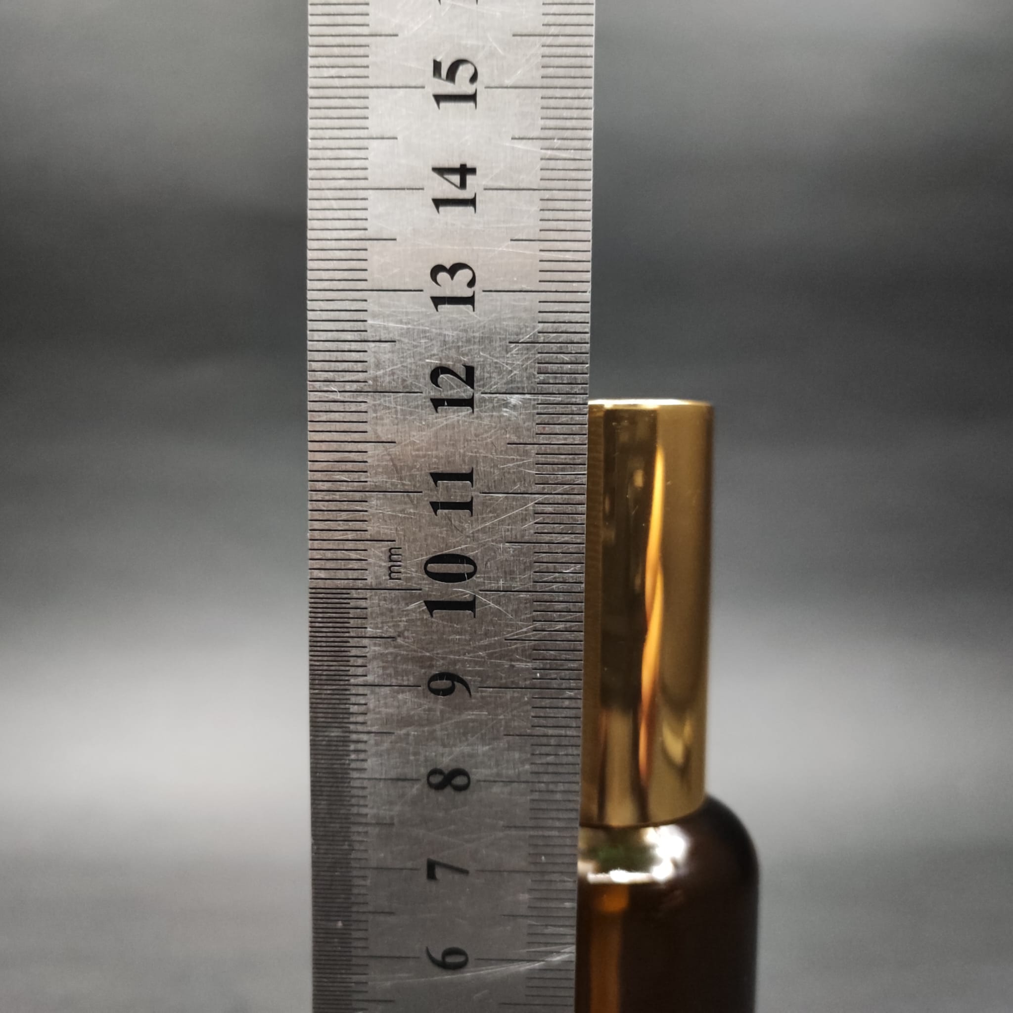 50 ML LÜKS VİDALI VALF ÇEVİRME PARFÜM ŞİŞELERİ - 50 CC AMBER CAM ŞİŞE - GOLD METAL SPREYLİ KAPAKLI SET