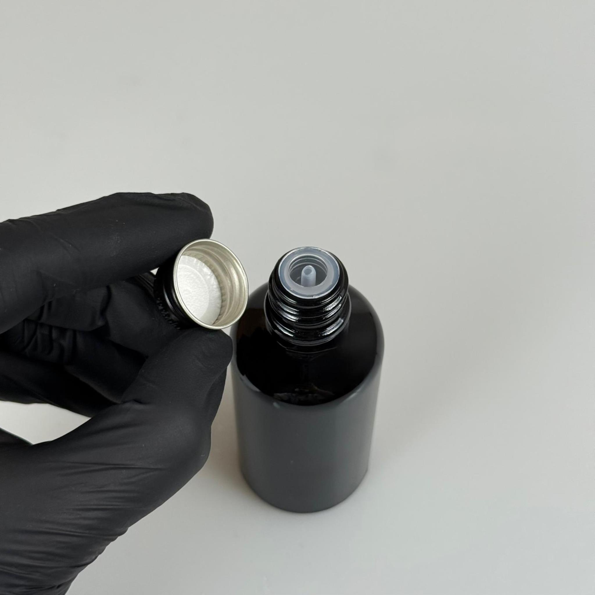50 CC SİYAH İÇTEN DAMLALIKLI - SİYAH METAL KAPAKLI CAM ŞİŞE - 50 ML KOLONYA TIPALI CAM ŞİŞE
