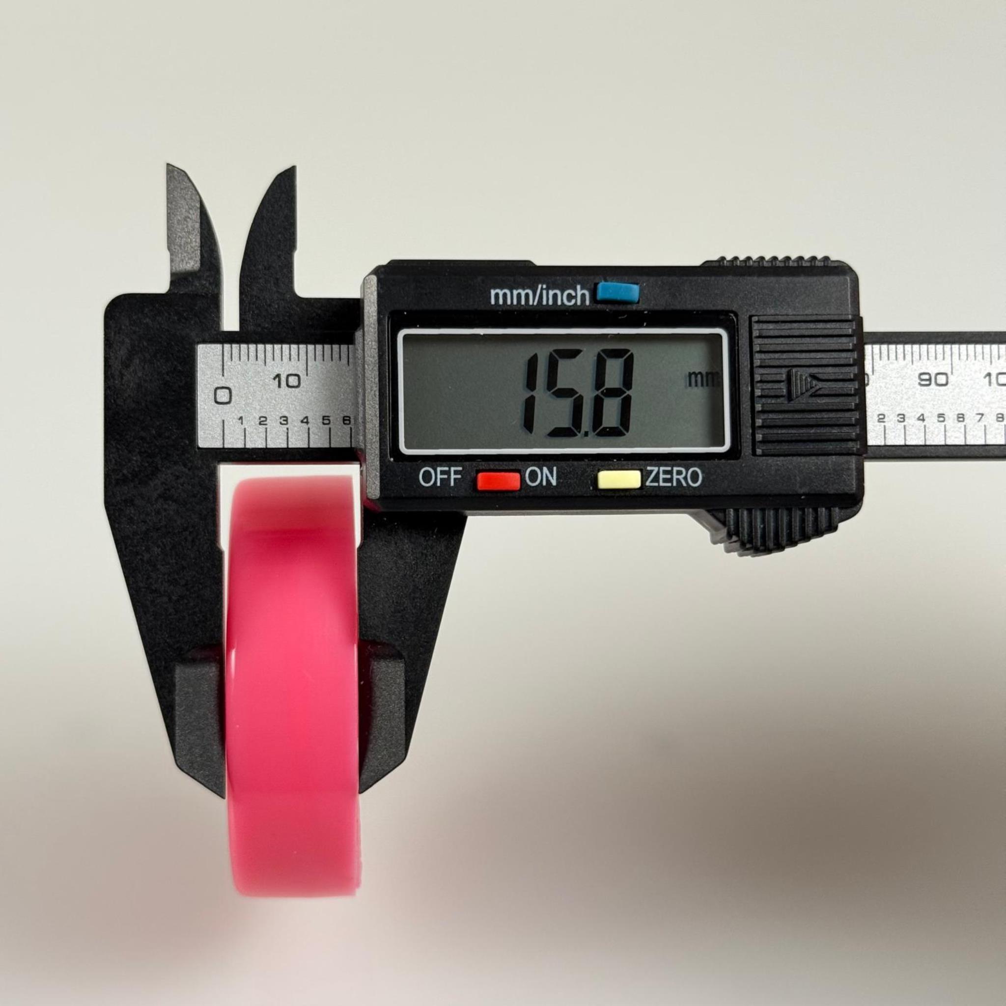 53 MM TWİST-OFF PLASTİK PEMBE KAPAK - 53 MM PLASTİK KAPAK