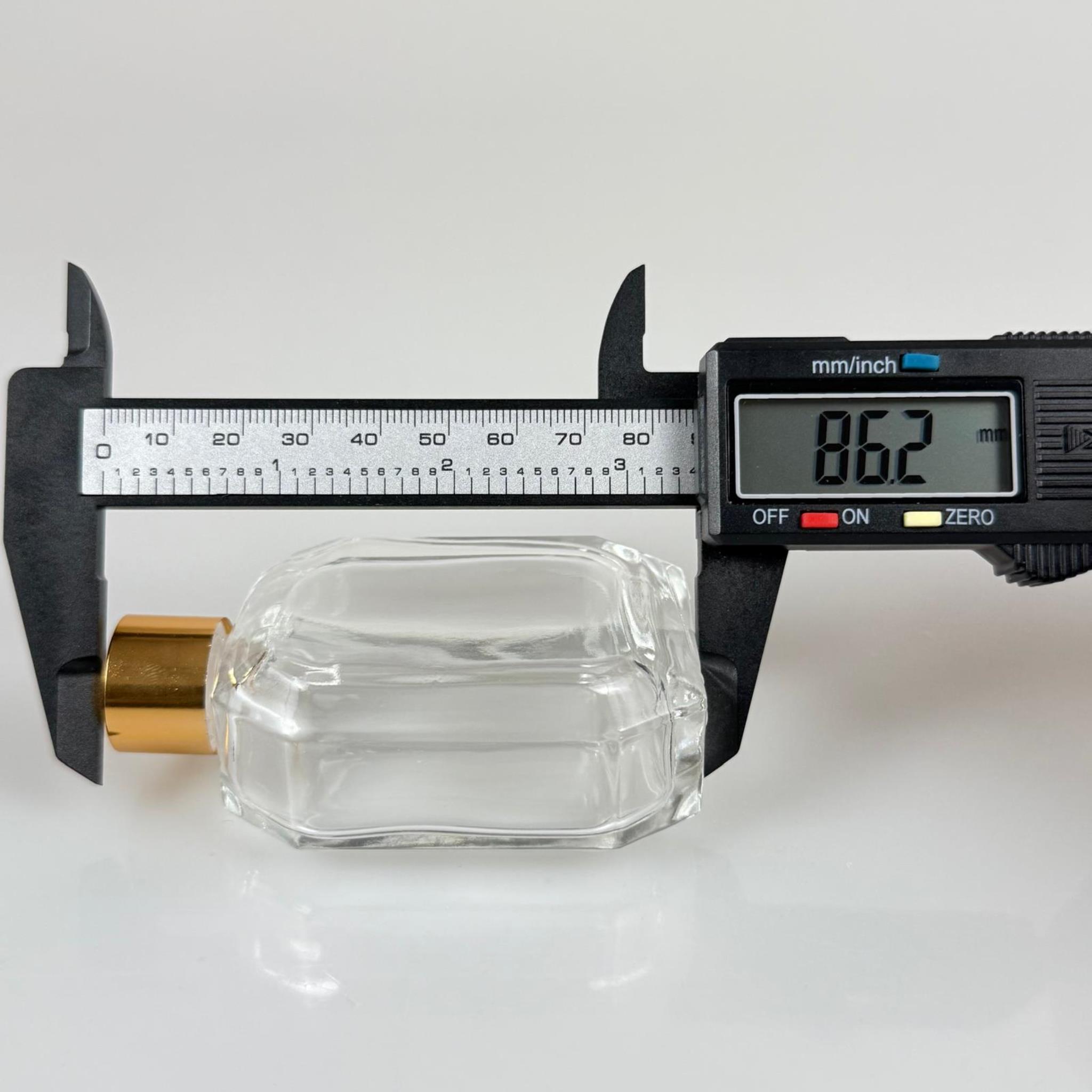 KAZABLANKA MODEL CAM KOLONYA ŞİŞESİ + METAL GOLD KAPAK + TIPA - 50 ML - HEDİYELİK KOLONYA ŞİŞELERİ