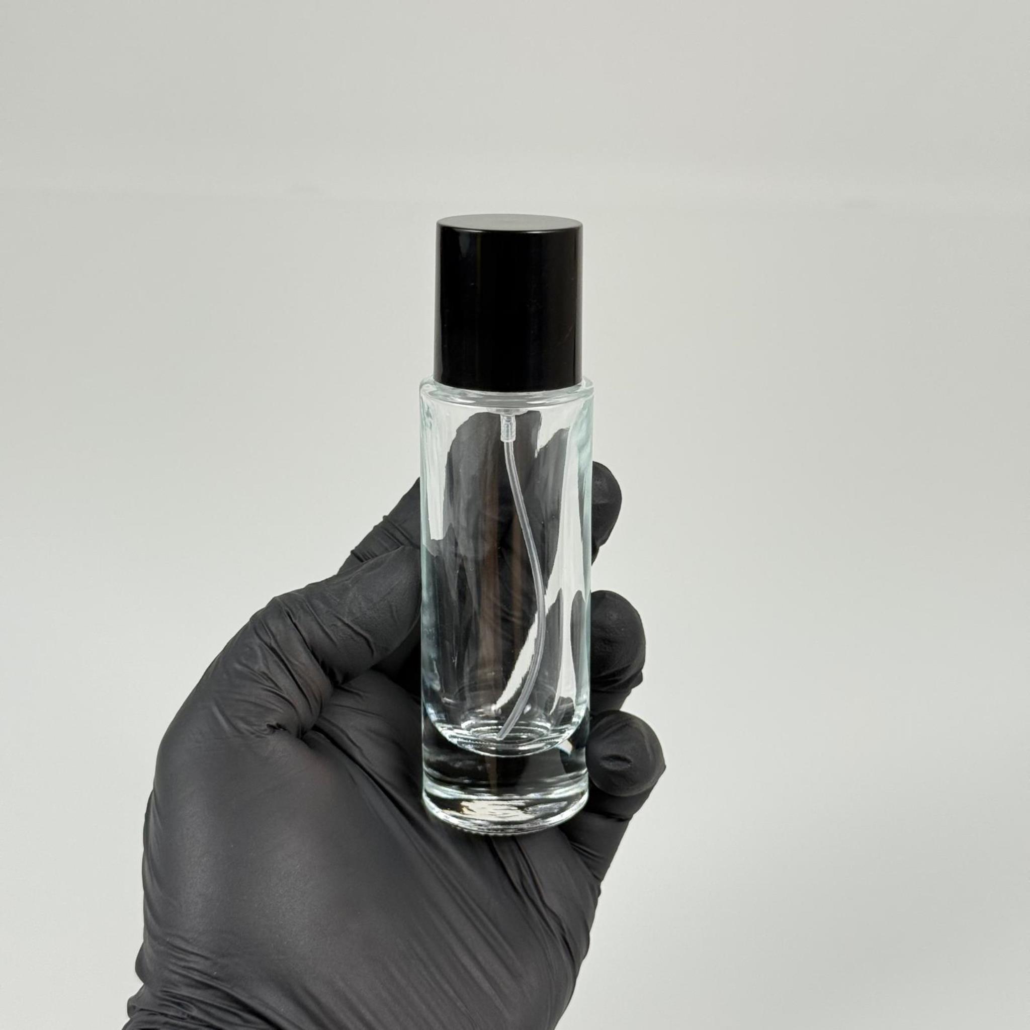 30 ML SİLİNDİR UZUN MODEL PARFÜM ŞİŞESİ - SİYAH METAL SPREYLİ + SİYAH PLASTİK KAPAKLI (AĞIZ 15 MM GEÇME KOLAY KAPAMA)