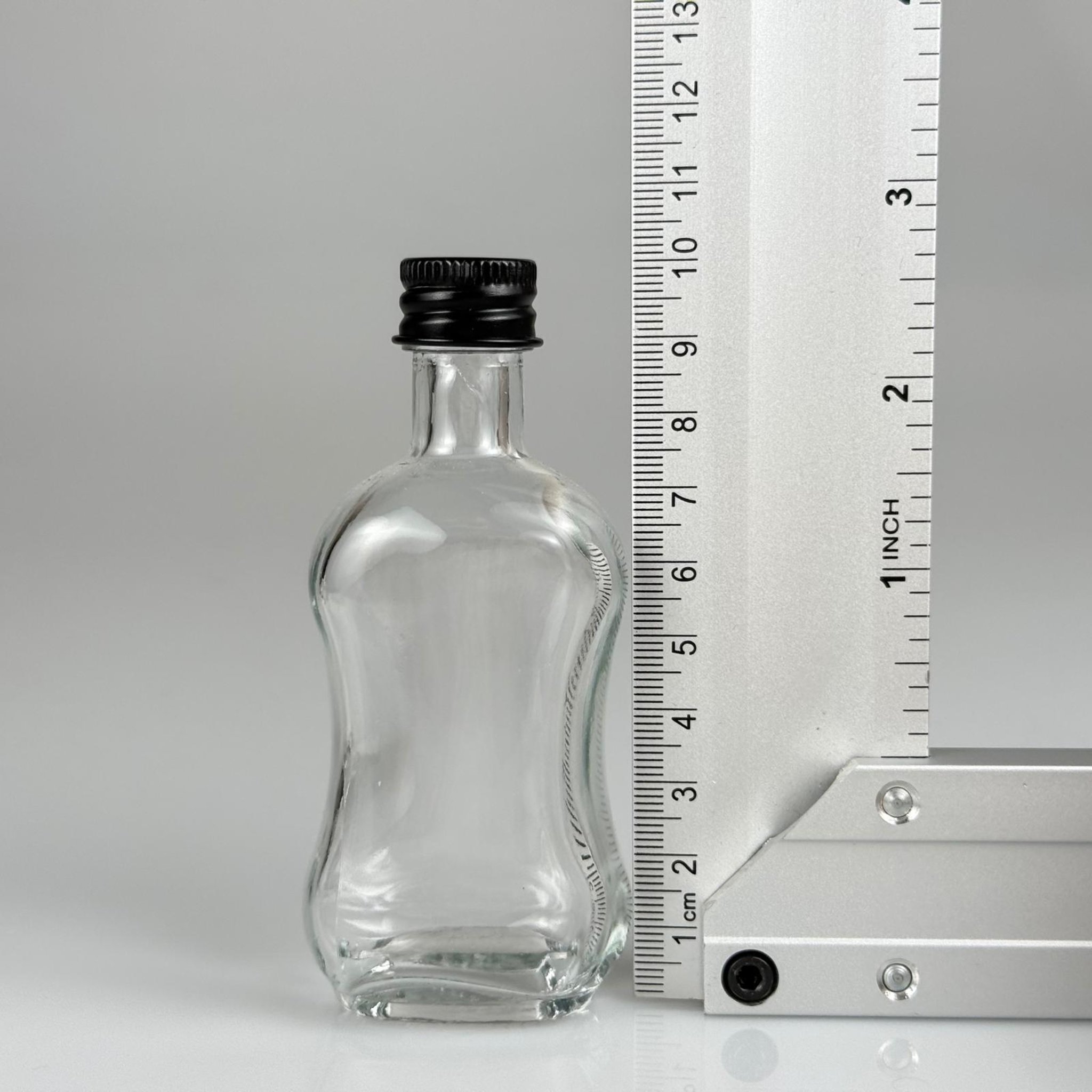 50 CC BOĞAZLI İNCE BELLİ CAM ŞİŞE + SİYAH ALÜMİNYUM METAL KAPAKLI TAKIM - 50 ML PRESTİJLİ ŞİŞE