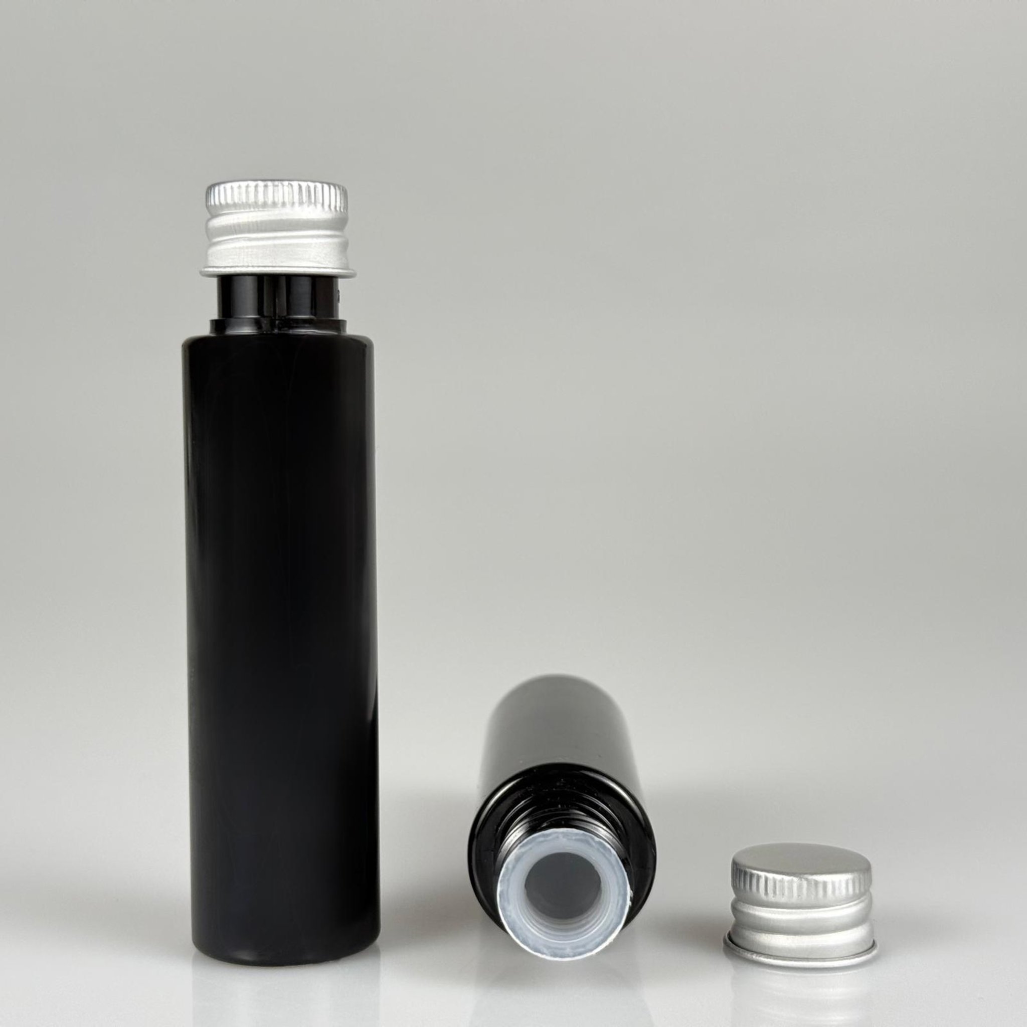 35 CC PET ŞİŞE - KÖPÜK CONTALI GÜMÜŞ ALÜMİNYUM METAL KAPAKLI + KÖR TIPALI TAKIM - 35 ML SİYAH PET ŞİŞE