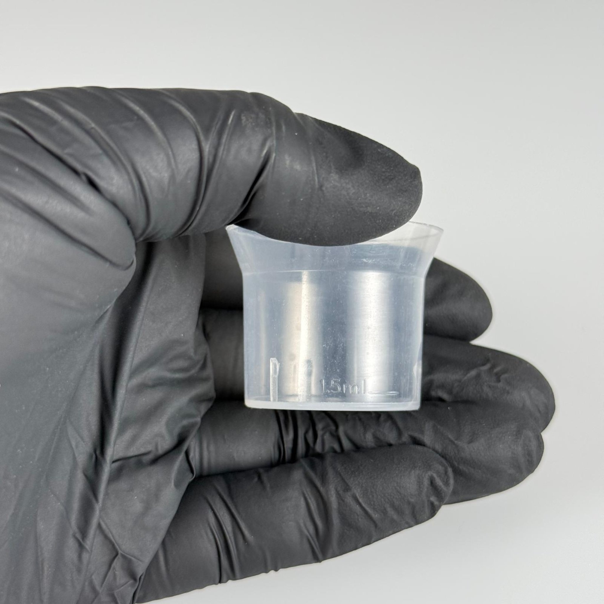 ÖLÇEK - 15 ML -  25 PP AĞIZ ECZA ŞİŞESİ İÇİN ÖLÇEK - ŞURUP KAPAĞININ ÜSTÜNE GEÇER