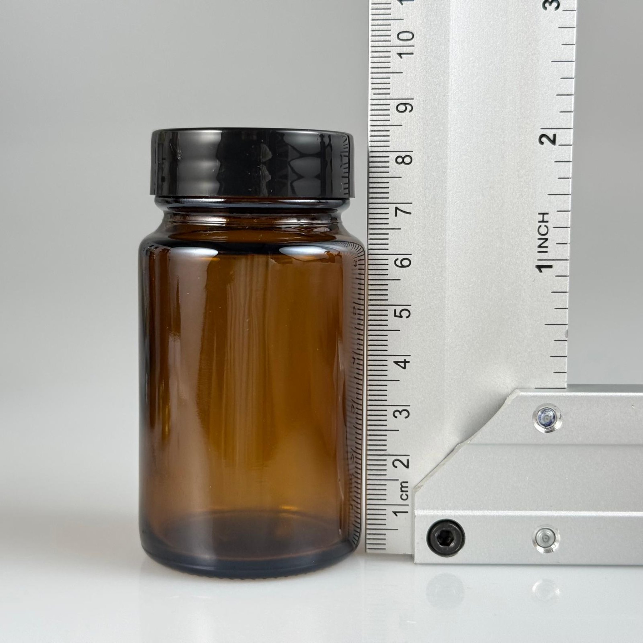 75 CC AMBER CAM TABLET ŞİŞESİ + SİYAH PLASTİK KAPAKLI TAKIM - 75 ML KAPSÜL ŞİŞESİ - GENİŞ AĞIZLI İLAÇ ŞİŞESİ - TABLET KAVANOZU