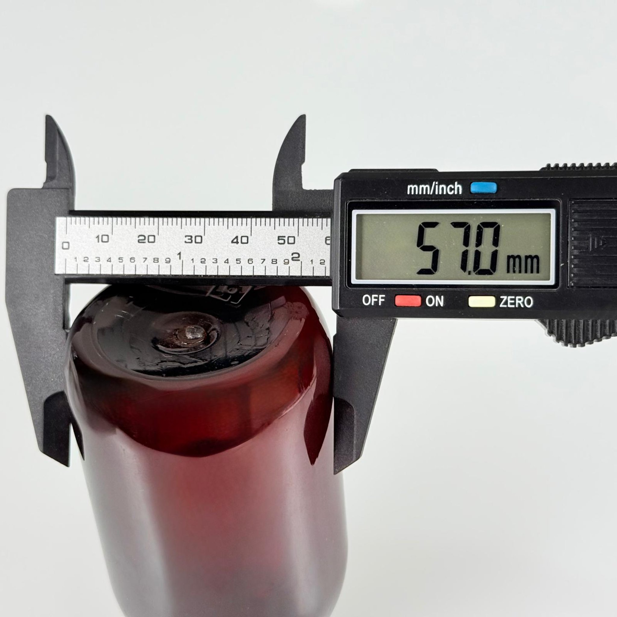 200 CC AMBER PET ECZA ŞİŞESİ - SİYAH PARMAK SPREYLİ - 200 ML KAHVERENGİ PLASTİK ŞURUP ŞİŞESİ (21 GR)